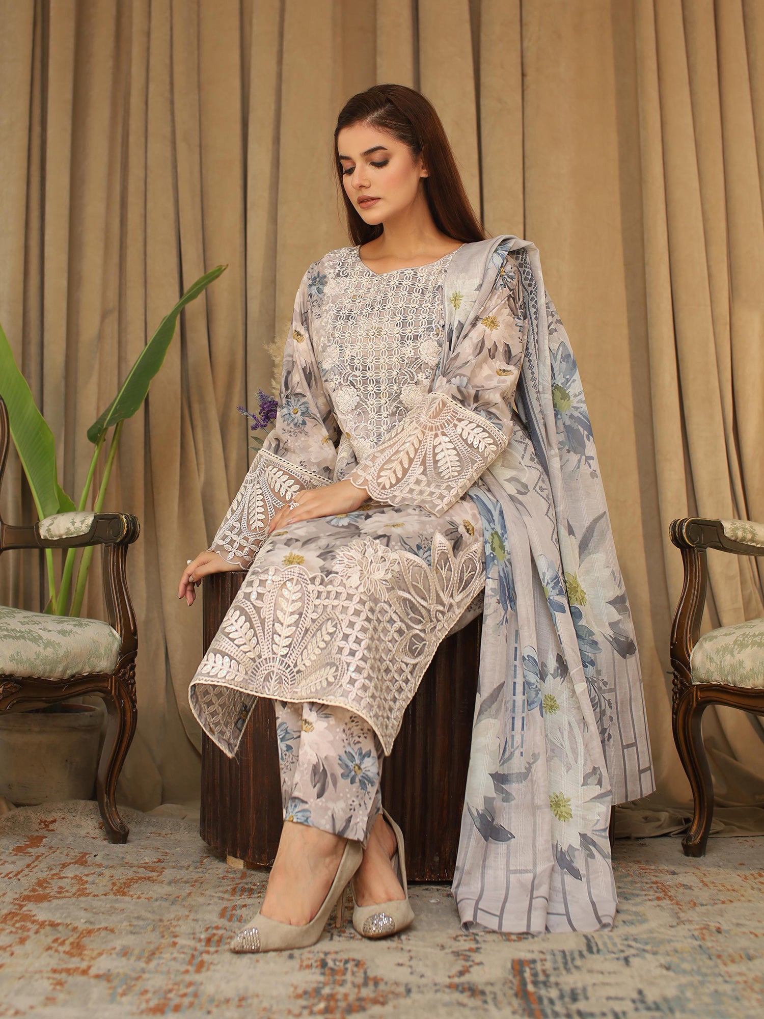 Light Grey Digital Lawn-Cotton 3-Piece Suit