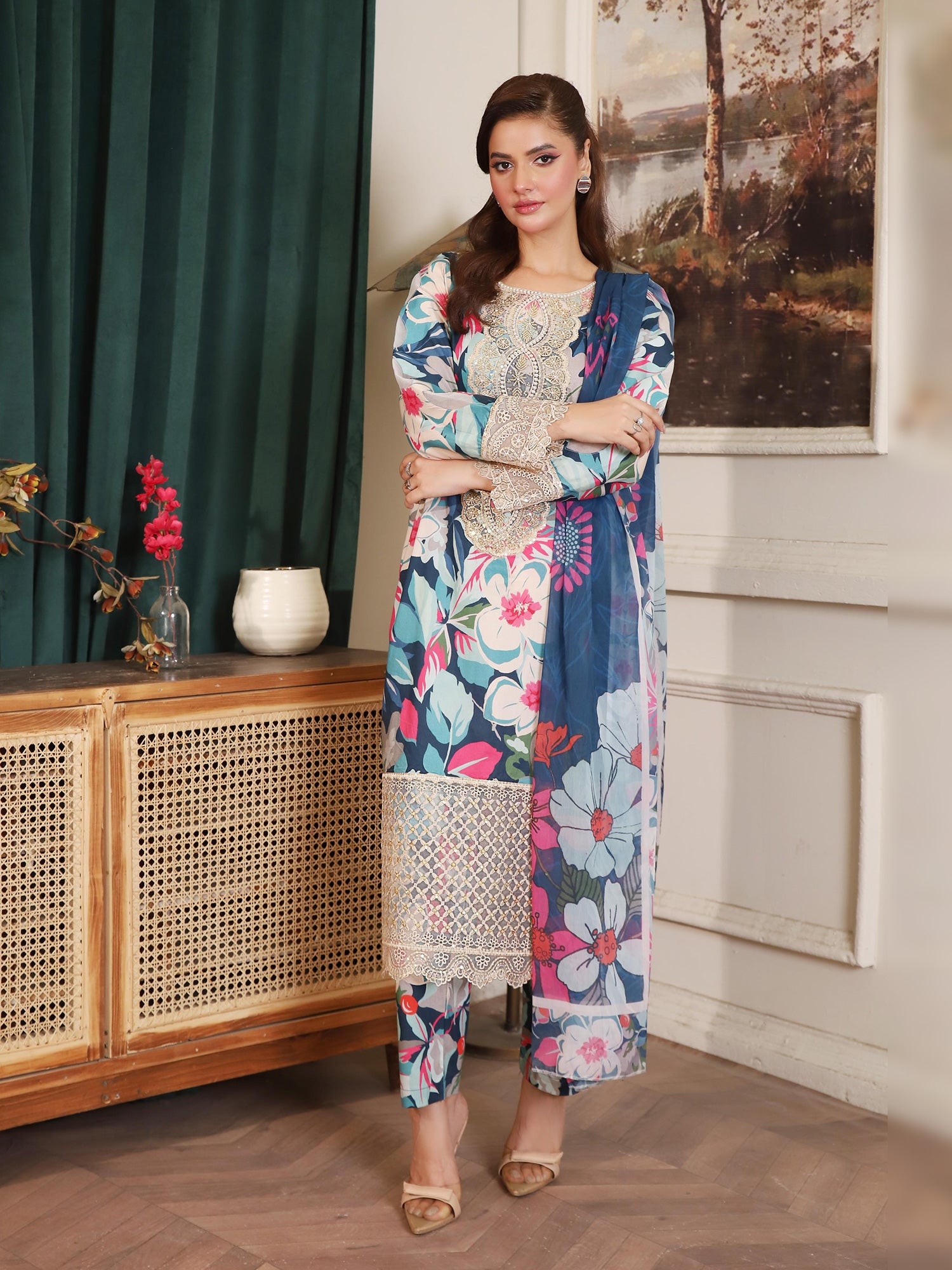 Blue Digital Print Lawn-Cotton 3-Piece Suit