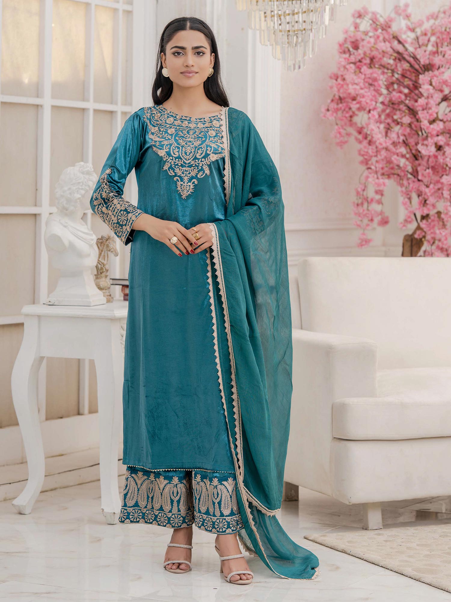 Rangz "Filhaal" Velvet Embroidered 3-Piece Suit - Teal