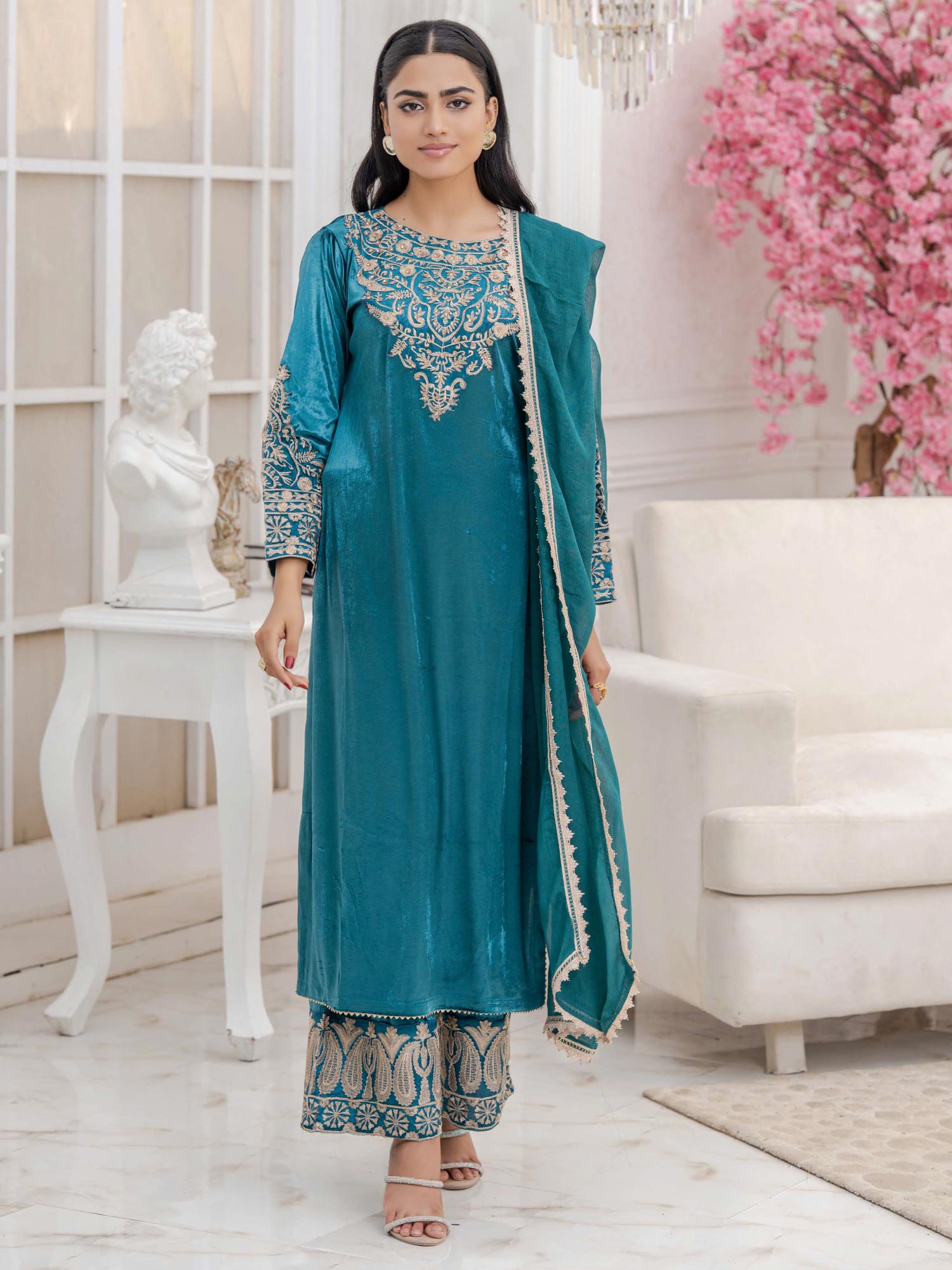 Rangz "Filhaal" Velvet Embroidered 3-Piece Suit - Teal