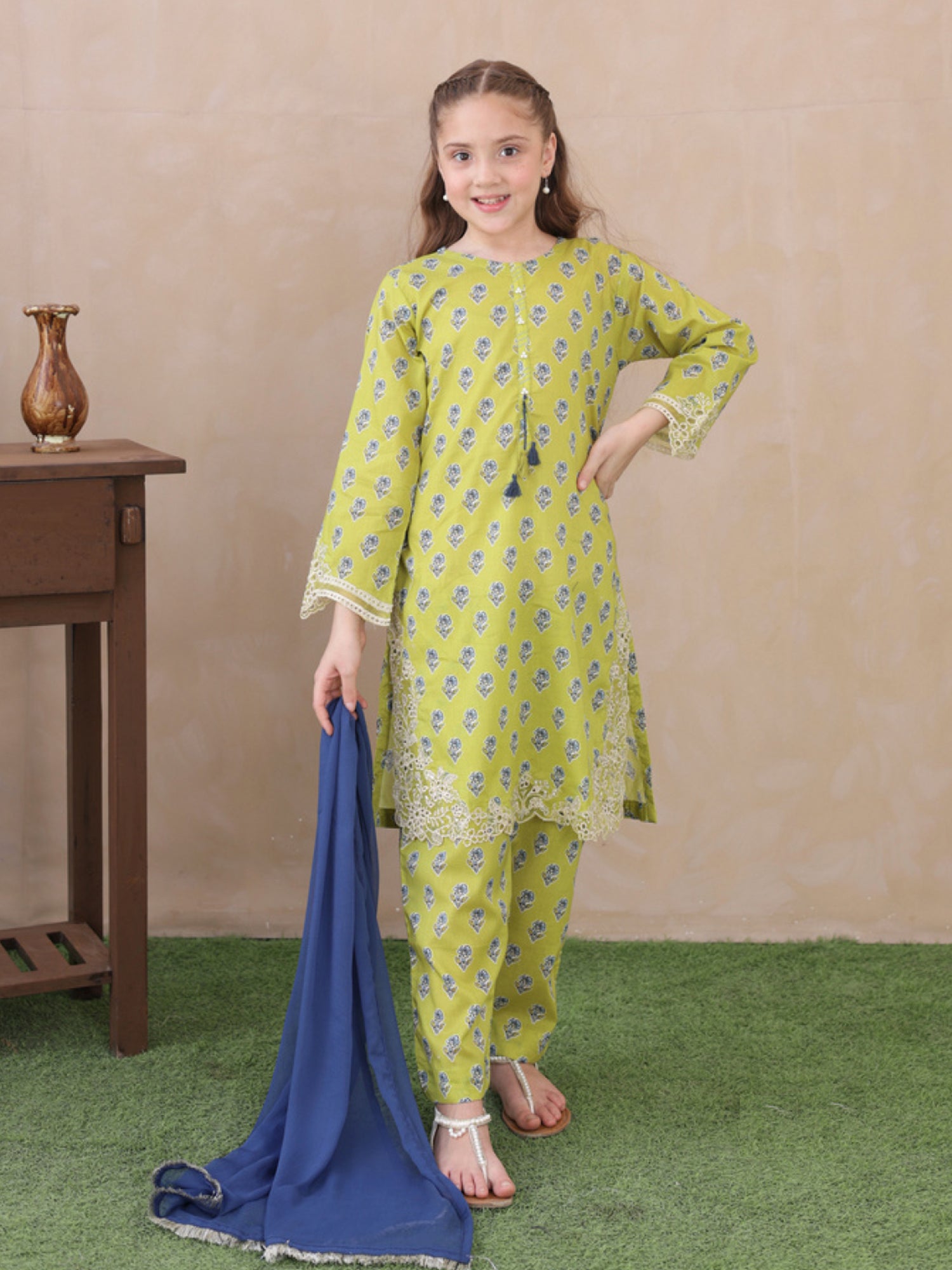 Kids Green Embroidered Lawn 3-Piece Co-ords Set
