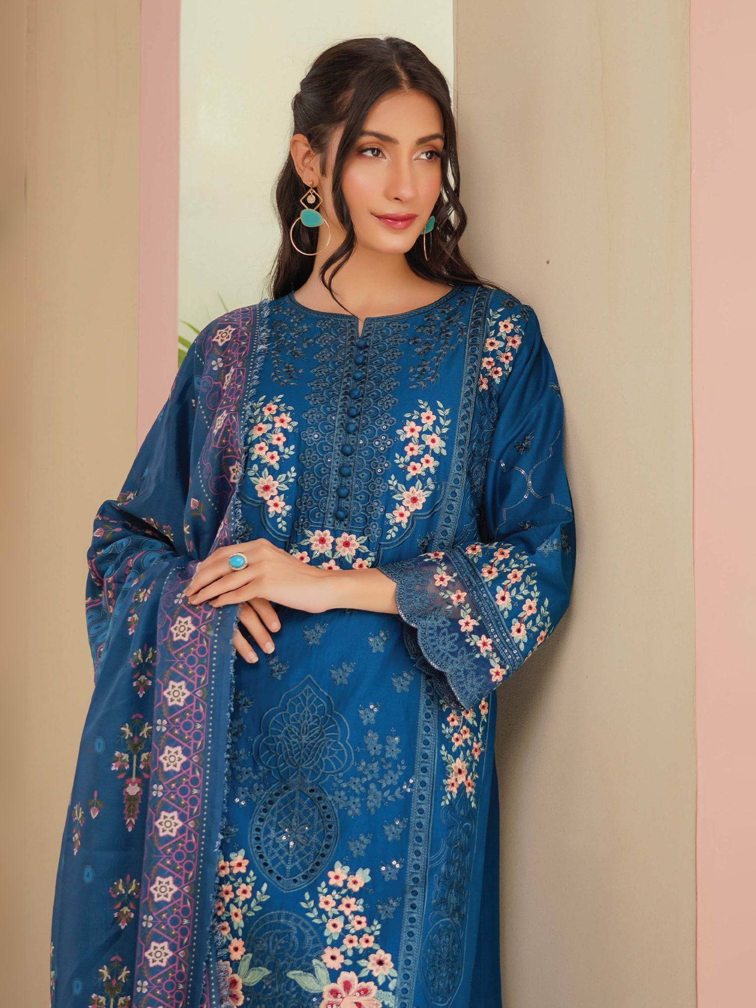 Munira Embroidered Lawn Suit (Vol.49 - D03) - Blue