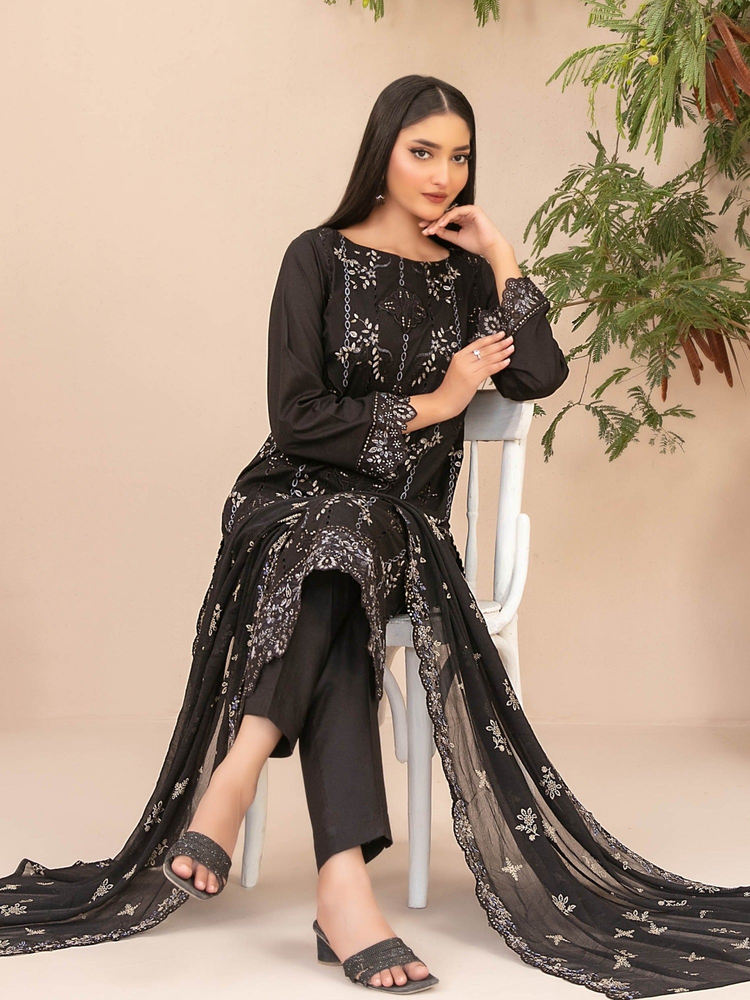 Tawakkal "Simay" Embroidered Lawn Suit (D1456) - Black