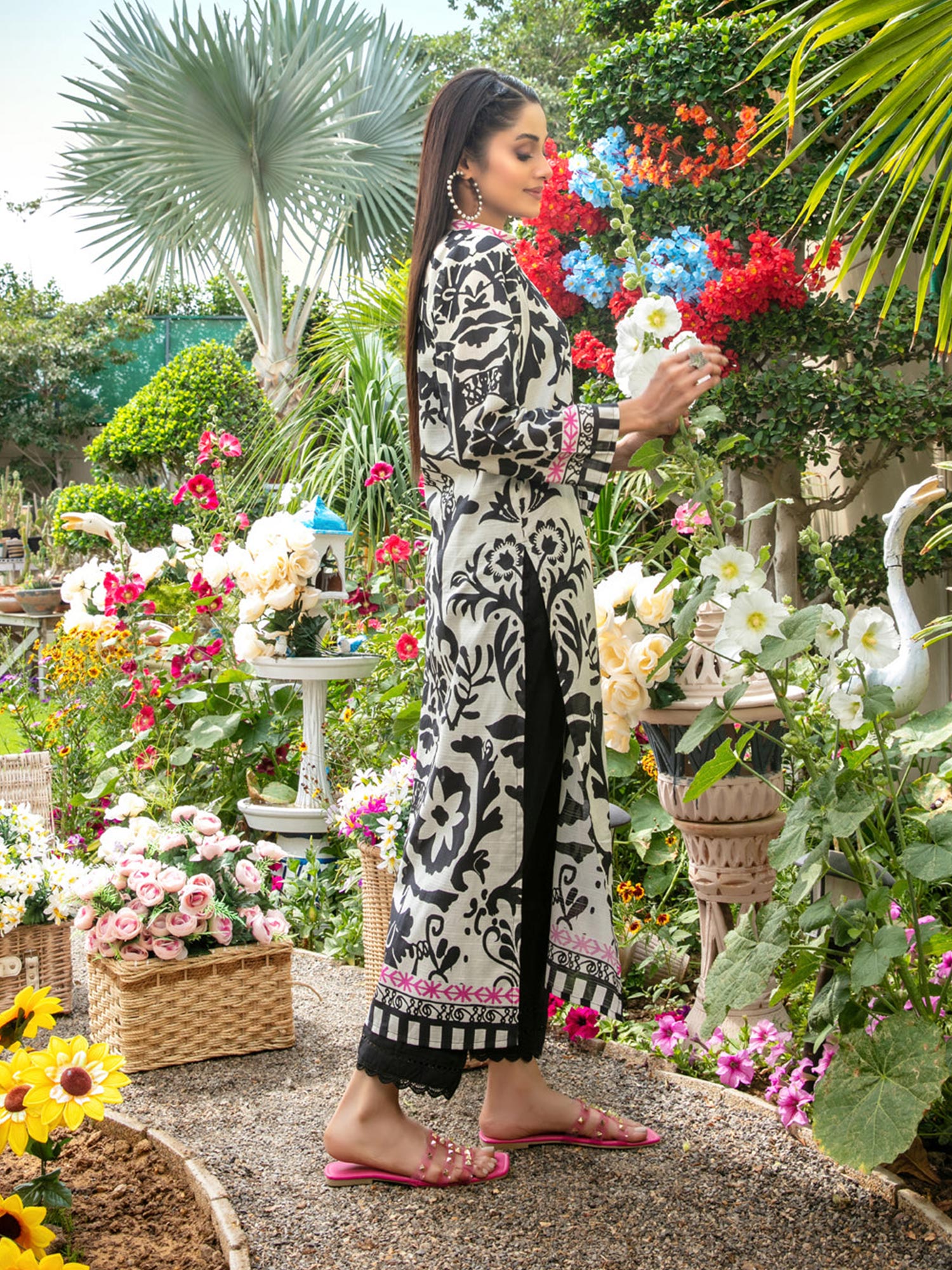 Tawakkal "Asmira" Printed Lawn Shirt (D1581)