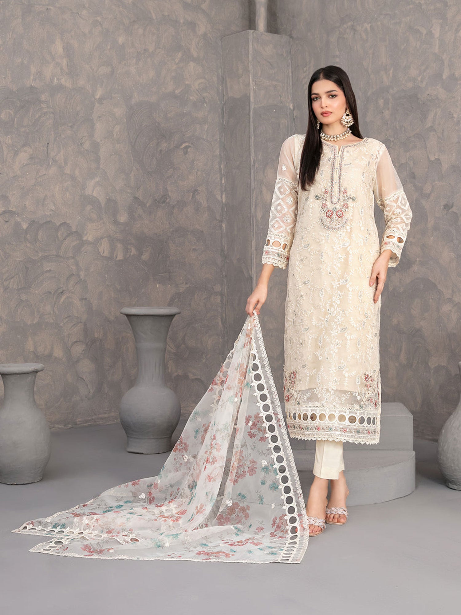 Tawakkal "Dilkash" Heavy Embroidered Organza Suit (D4273) - Light Cream