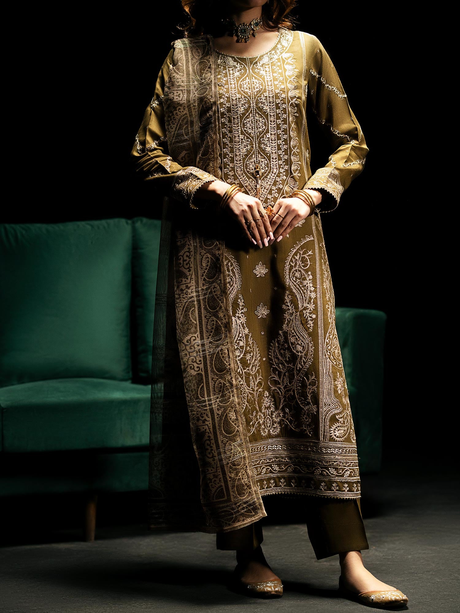 Casual Lite "Boutique" Embroidered Luxury Viscose Suit - Olive