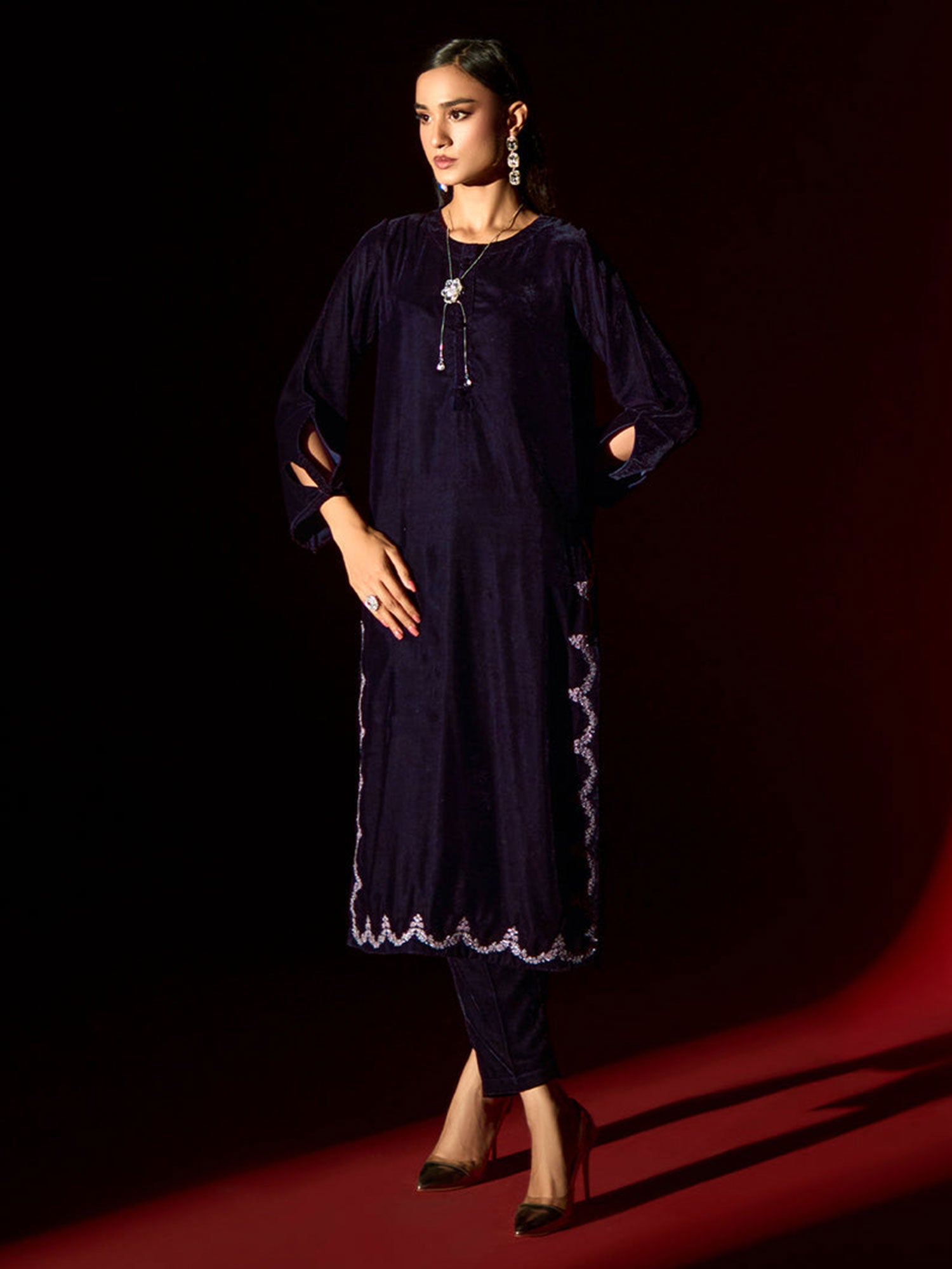 Ally's Velvet Embroidered 2-Piece Suit (EA41) - Dark Purple