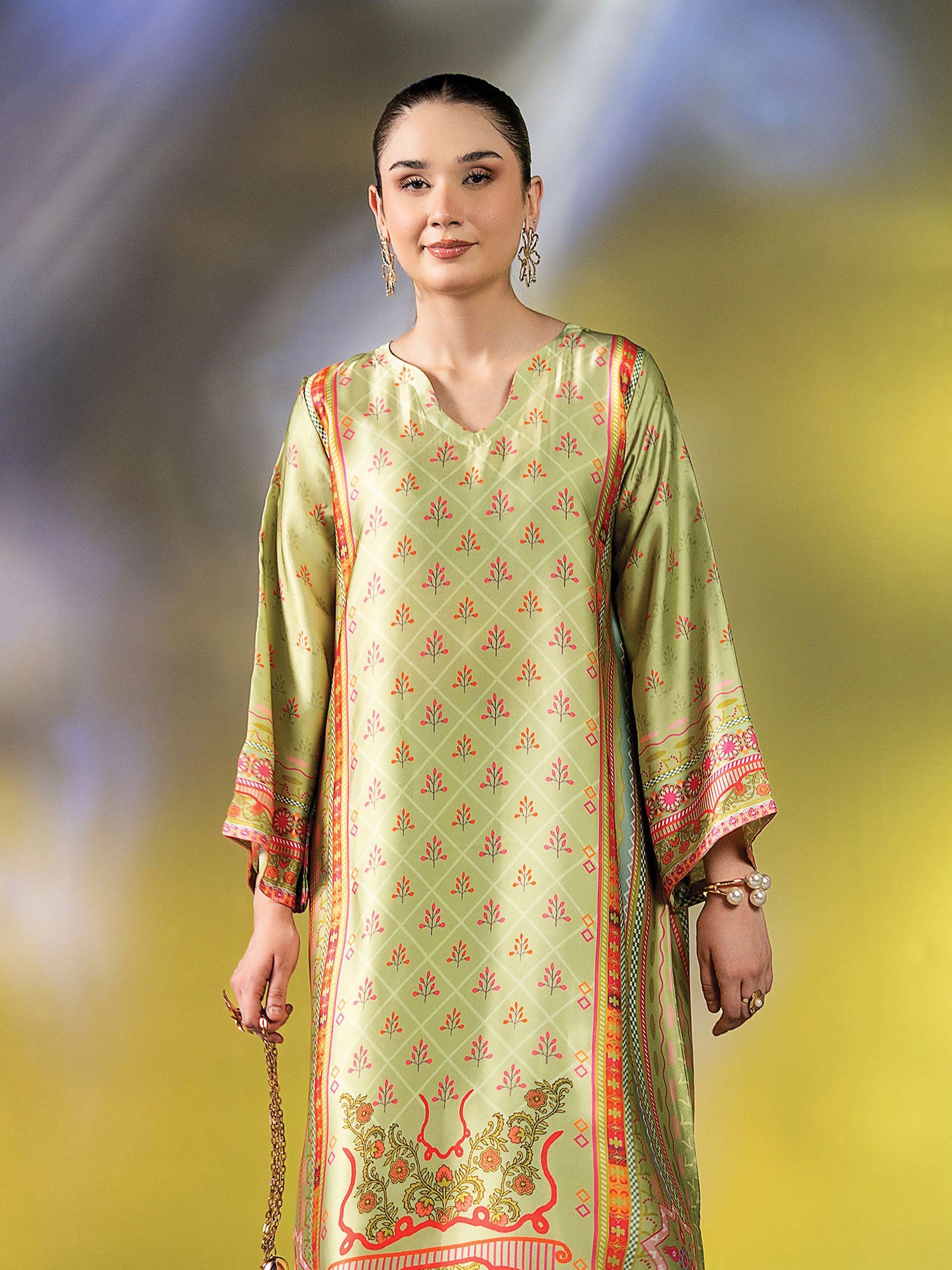 Ally's "Gulzar" Luxury Silk 2-Piece Suit (EA25) - Light Green
