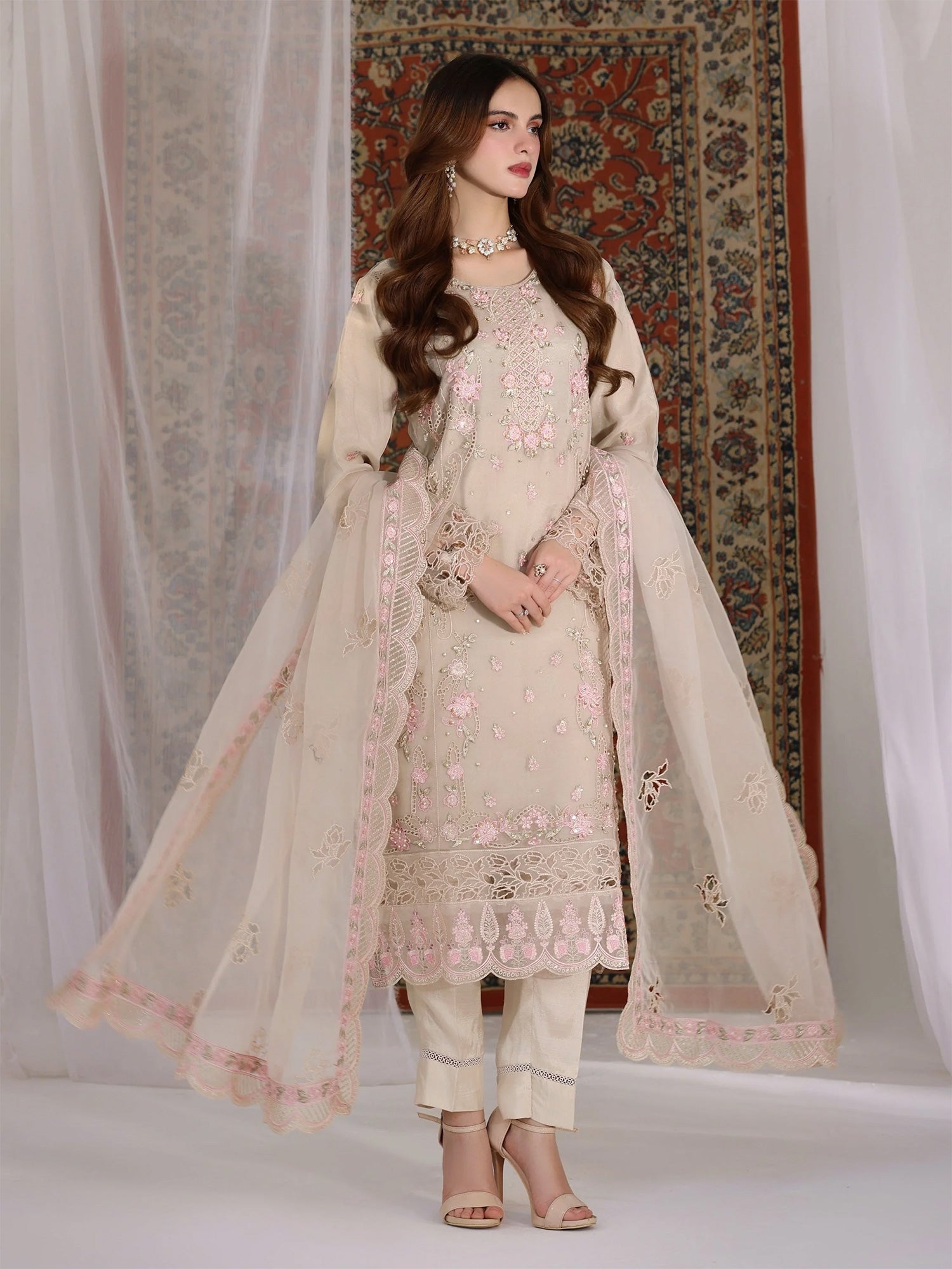 Wardah Uzair "Mahnur" Luxury Organza Suit - Gulnaar Blush