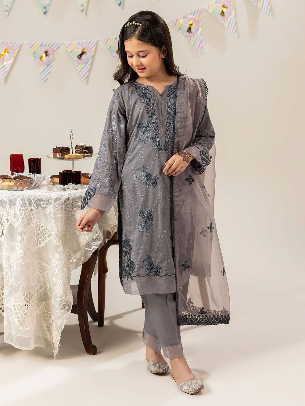 Zarqun Kids "Nissa" Embroidered Lawn Suit - Grey (2540A)
