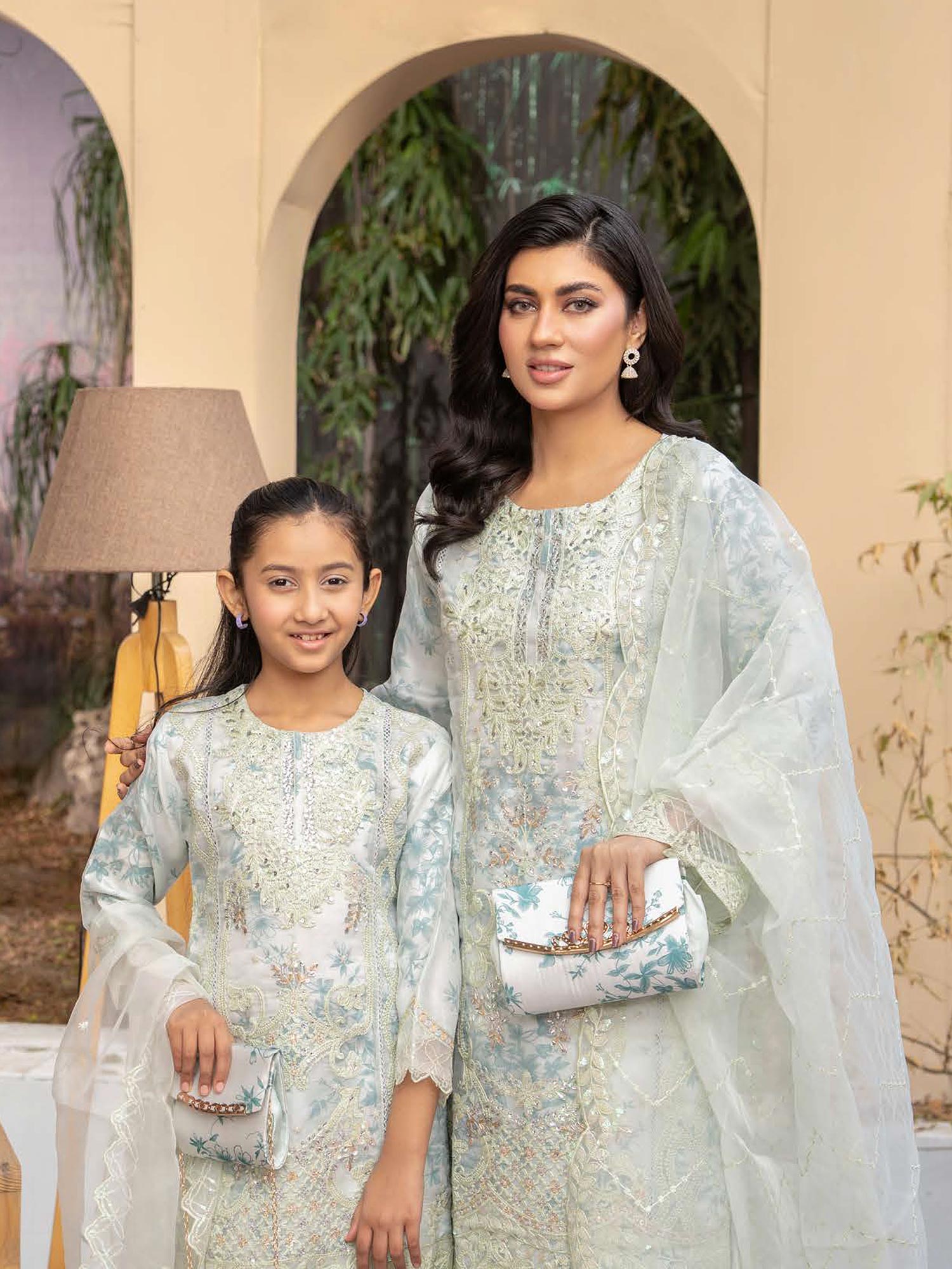 Rangz Mother-Daughter Lux Organza Suit with Clutch - Mint