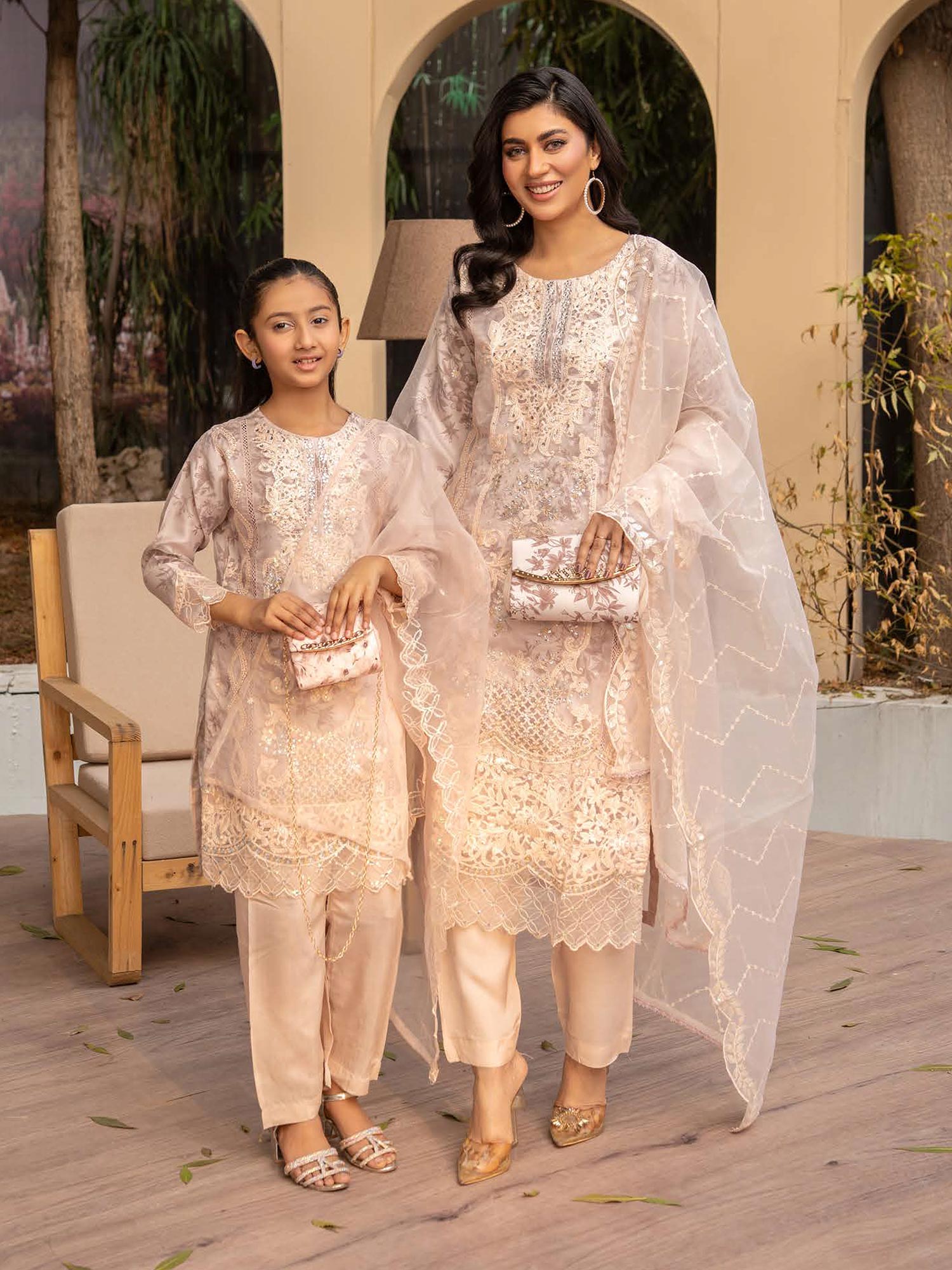 Rangz Mother-Daughter Lux Organza Suit with Clutch - Peach