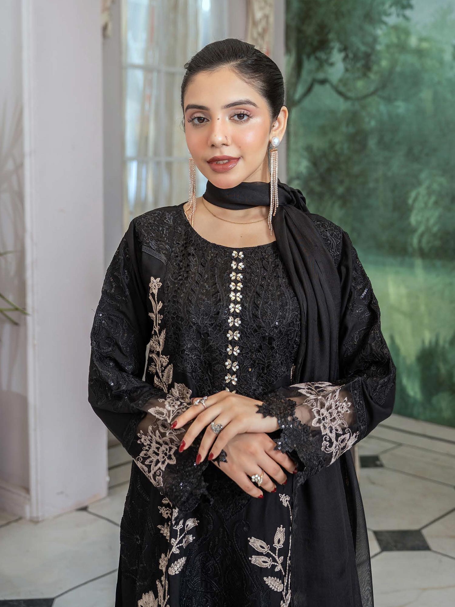 Lux Embroidered Linen 3pc Suit - Black