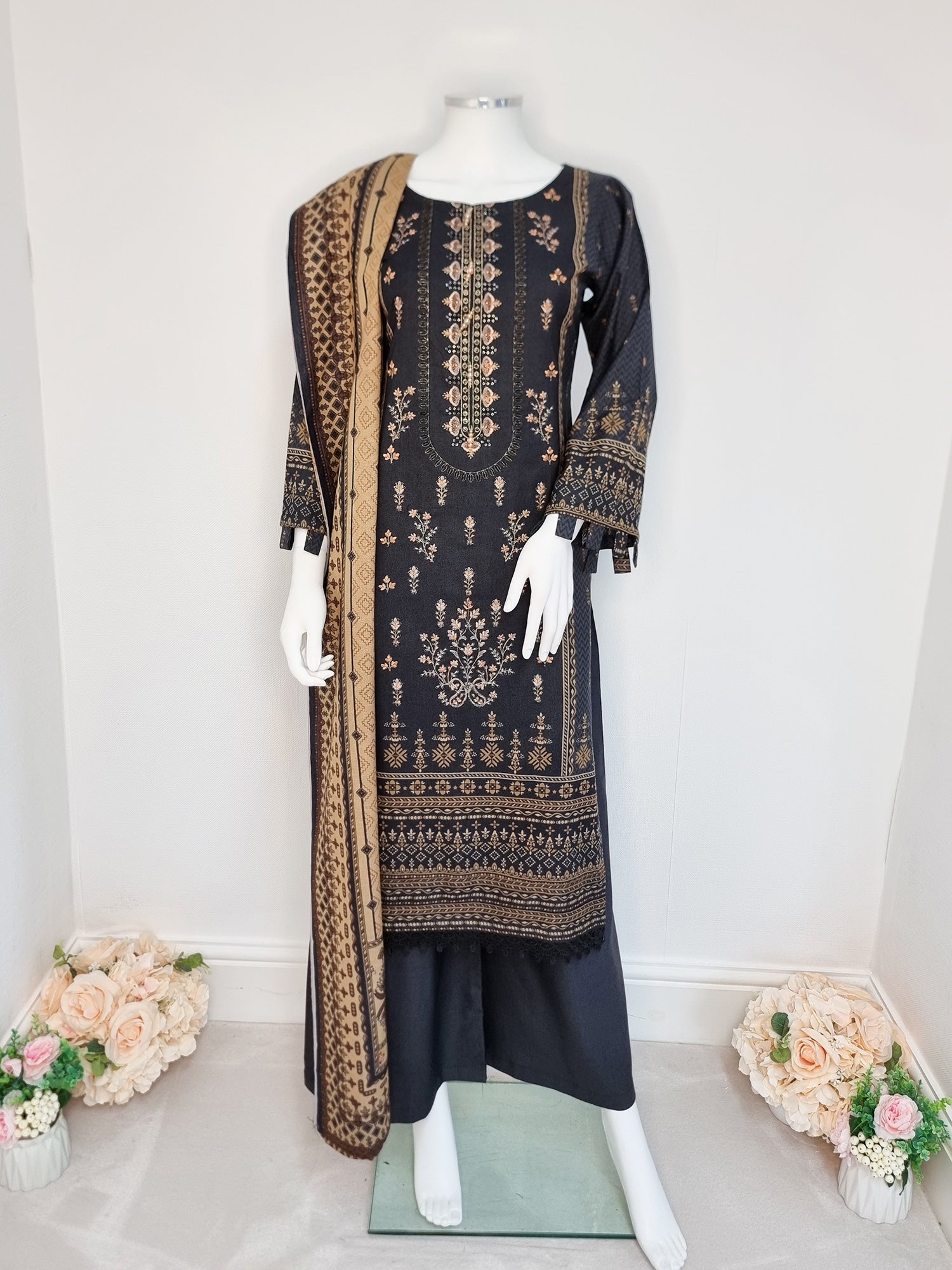 Black Dhanak 3-Piece Suit with Shawl