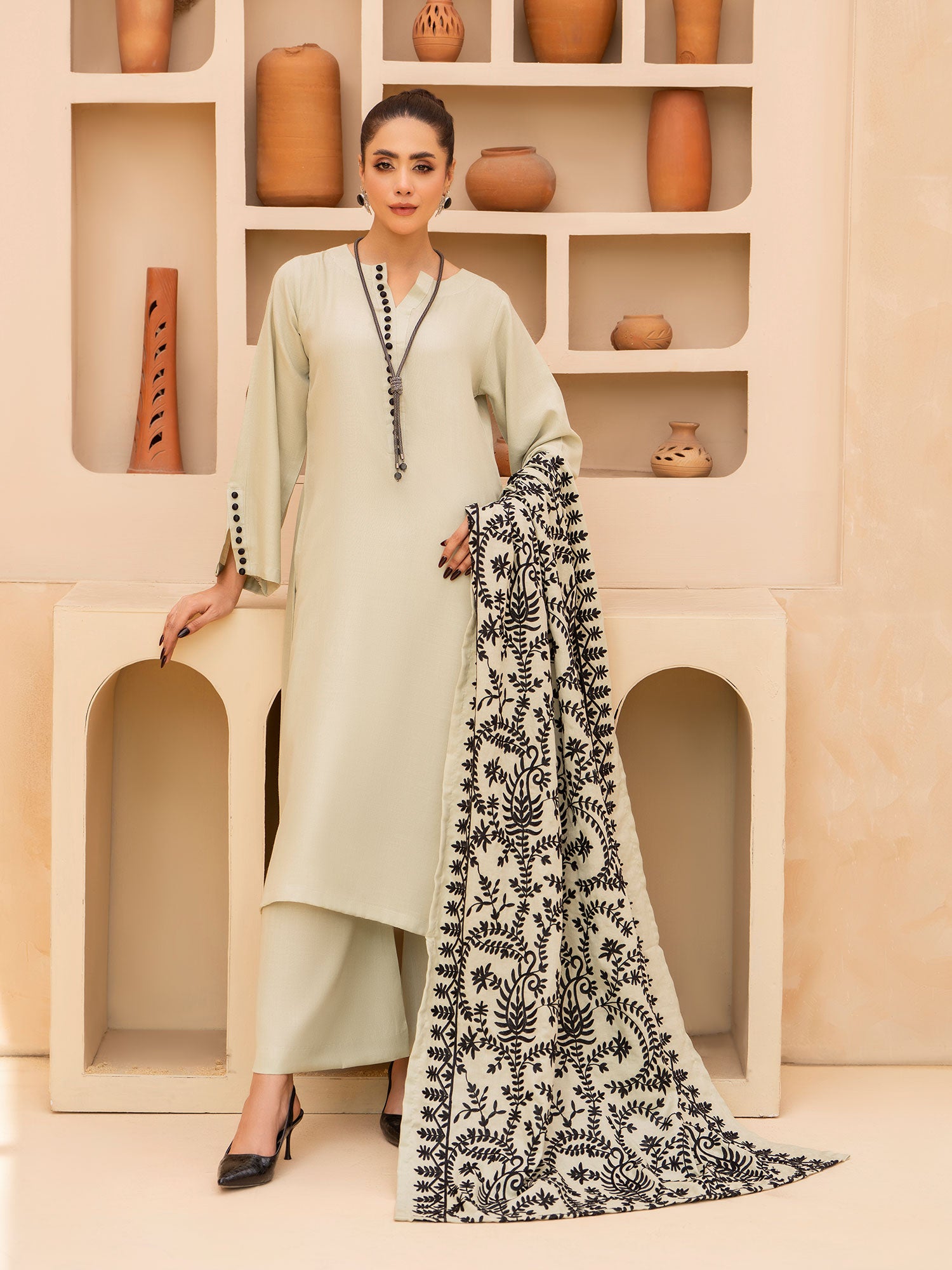 Raniya.H "Noor Bano Vol.6" Winter Dhanak Suit with Shawl - Light Green