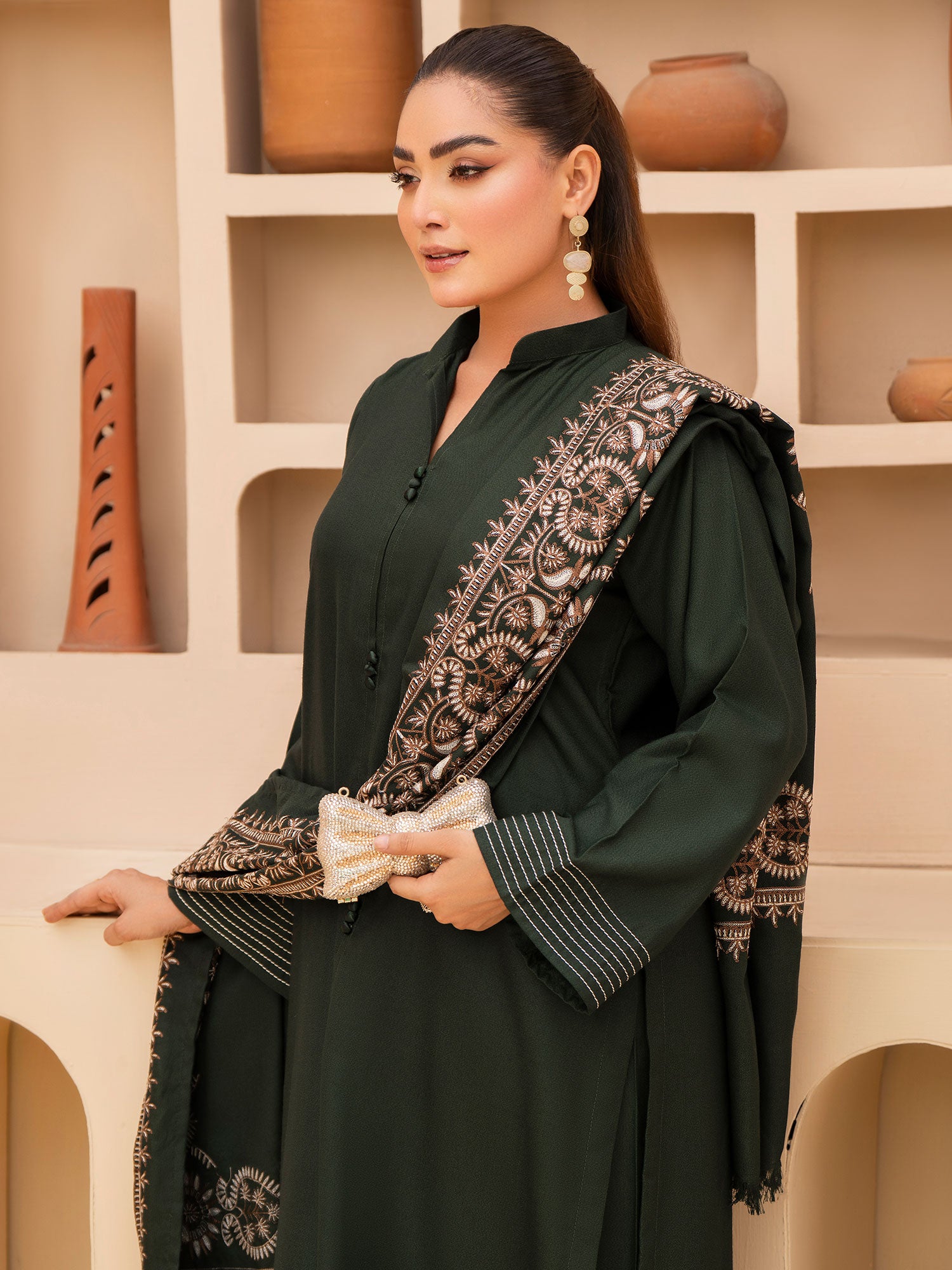 Raniya.H "Noor Bano Vol.6" Winter Dhanak Suit with Shawl - Green
