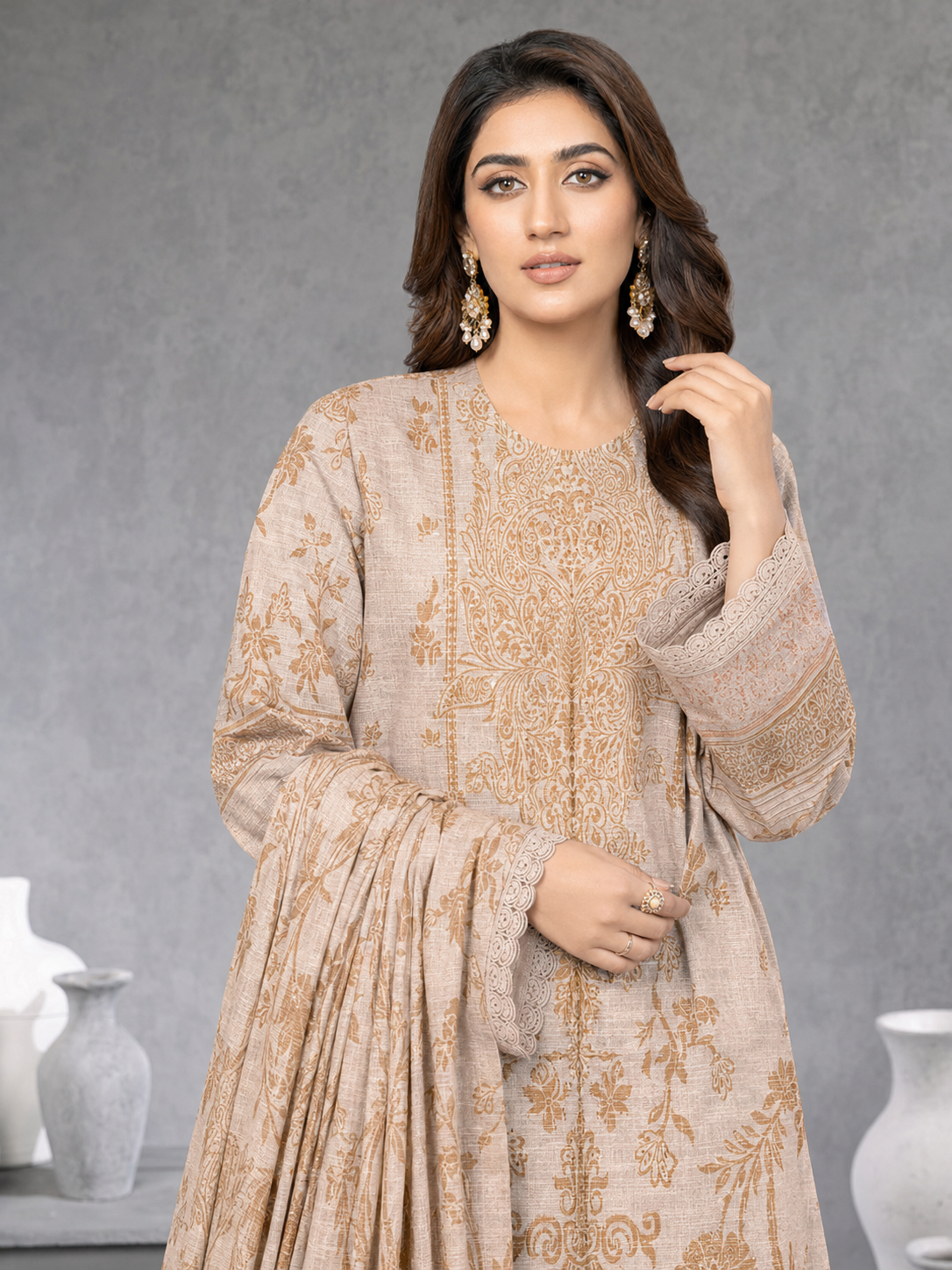Nureh Winter Leather-Peach Super Jacquard Velvet - Off-White