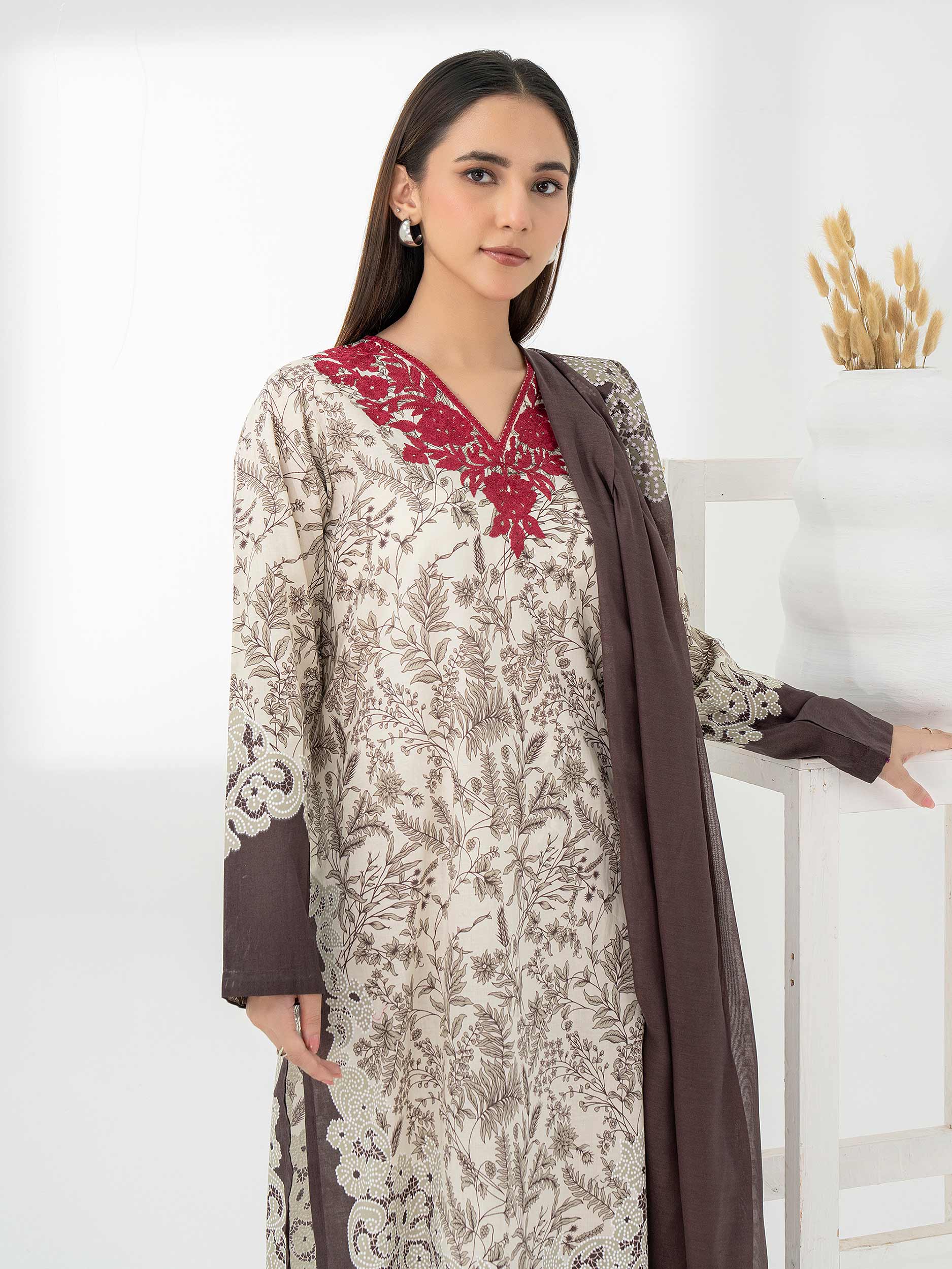 Limelight Off-White Cambric Embroidered 3-Piece Suit (P9772SU)