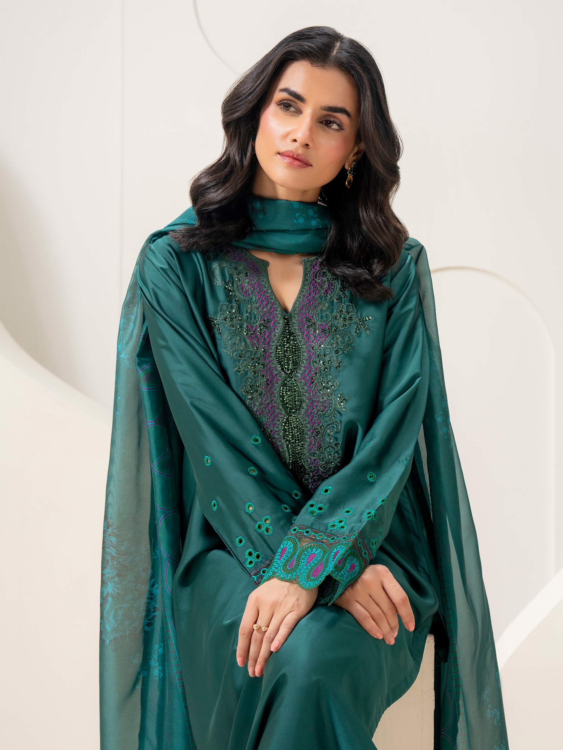 Limelight Green Silk Embroidered 3-Piece Suit (P9932SU)