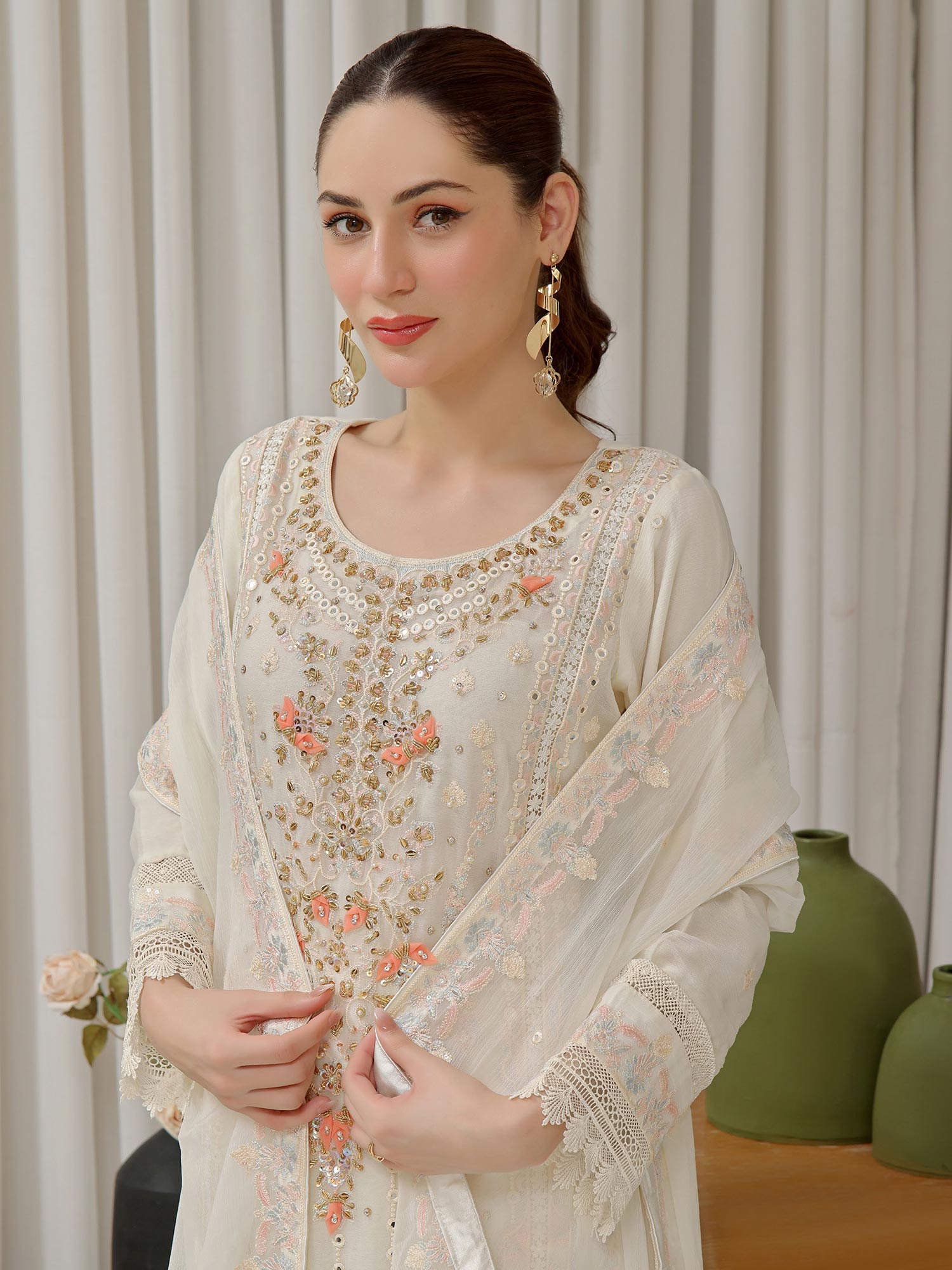 Wardah Uzair "Baag-e-Bahar" Luxury Embroidered Chiffon Suit - Roshnai