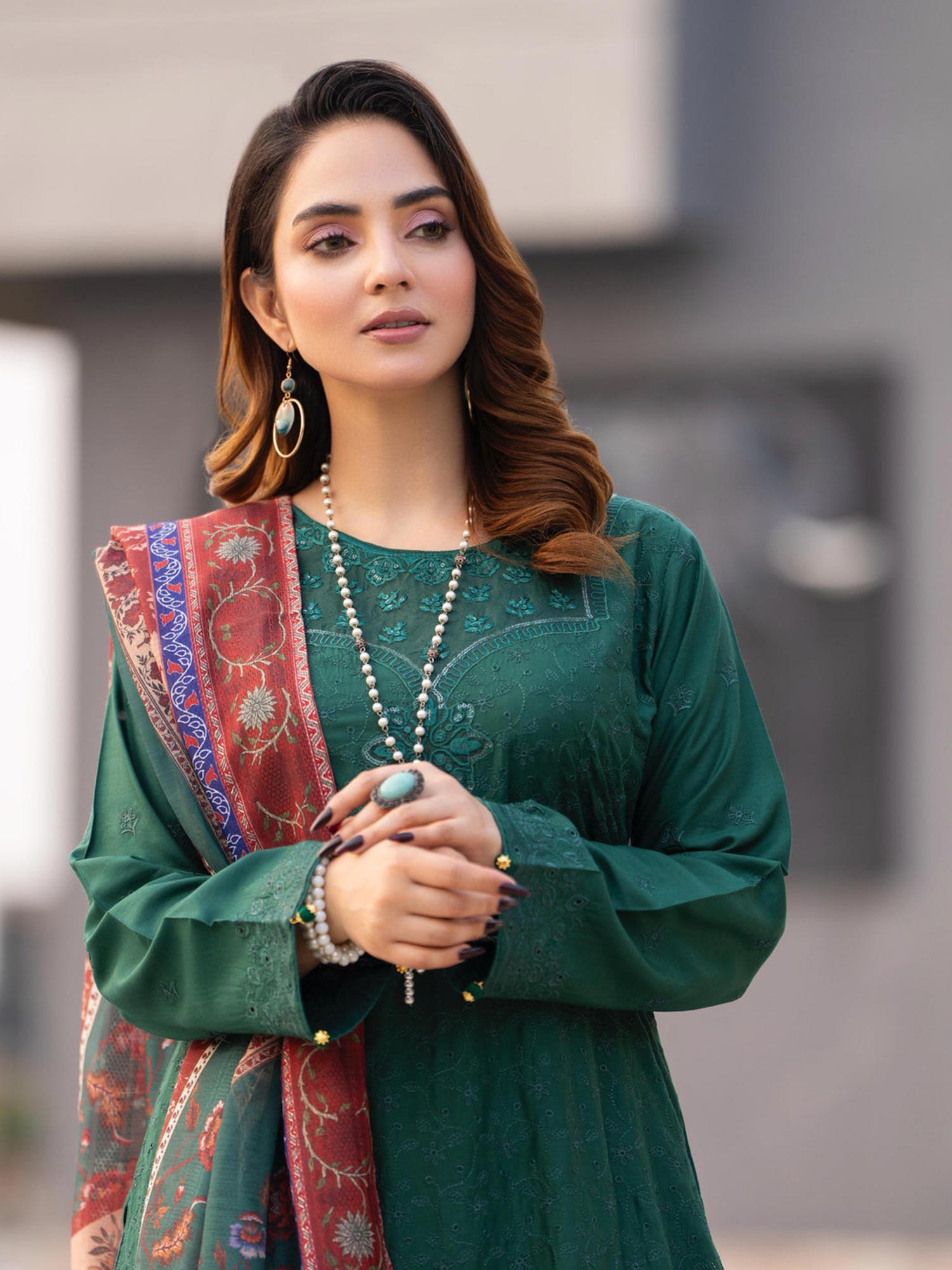 Raniya.H "Azal" Chikankari Viscose Suit - Zarqa