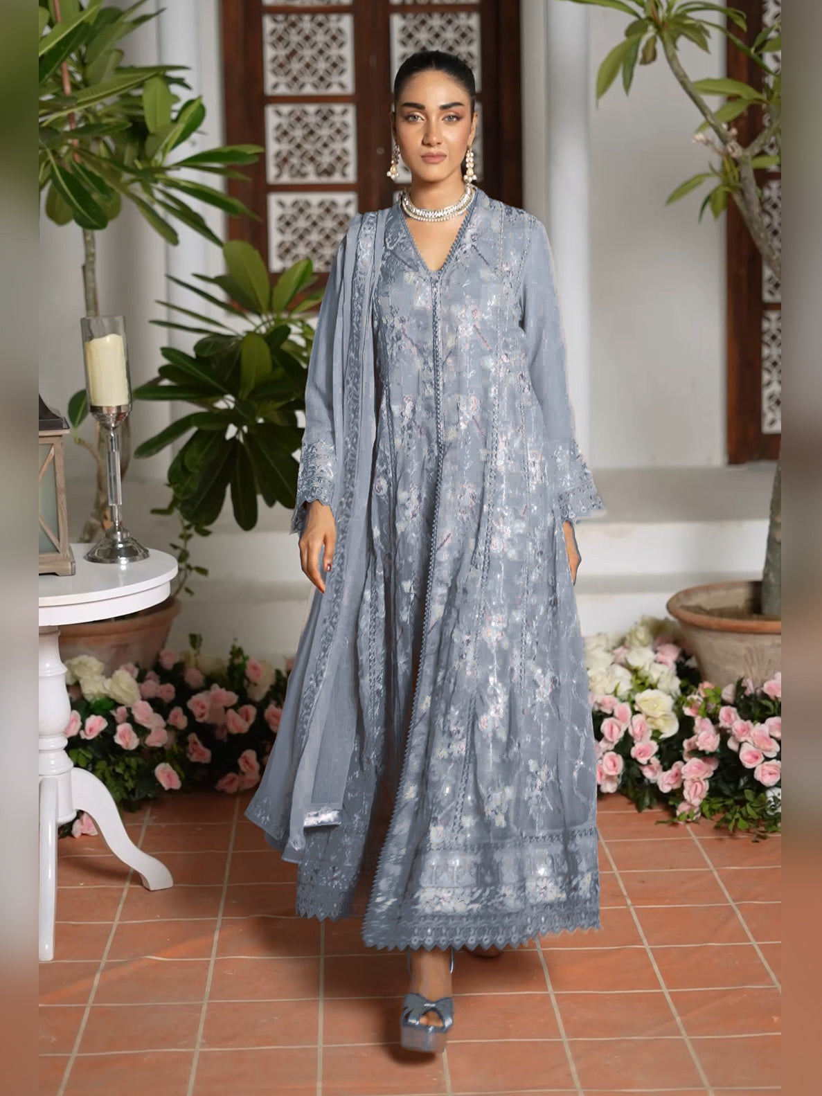 Wardah Uzair "Dil Ruba" Luxury Embroidered Chiffon Gown Suit - Saagar
