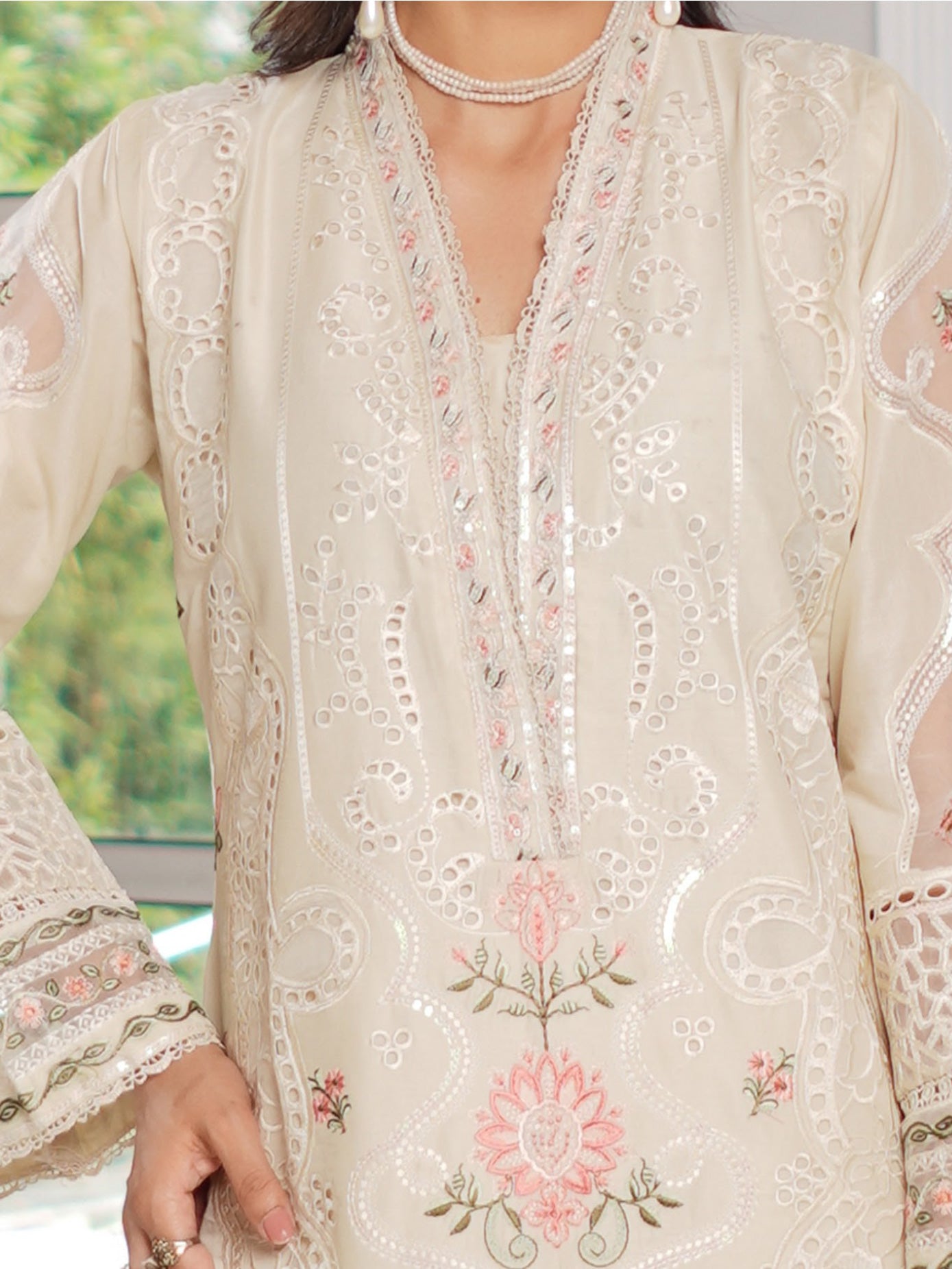Munira Embroidered Lawn Suit (MSL-02) - Cream