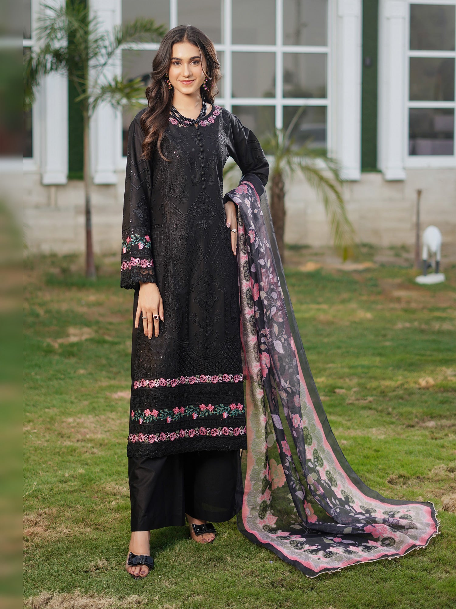 Munira Embroidered Lawn Suit (MSL-04) - Black