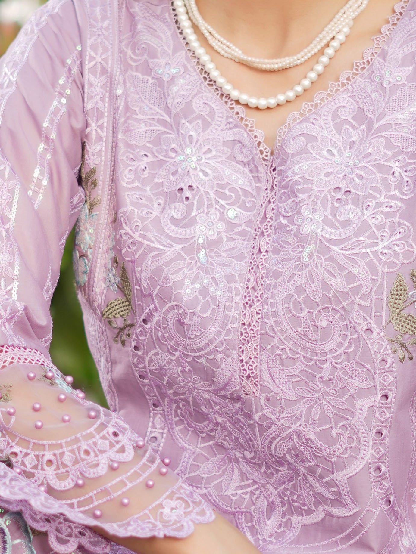 Munira Embroidered Lawn Suit (MSL-05) - Lilac