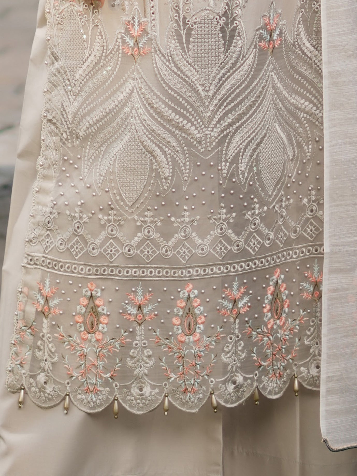 Munira Embroidered Lawn Suit (MSL-06) - Grey
