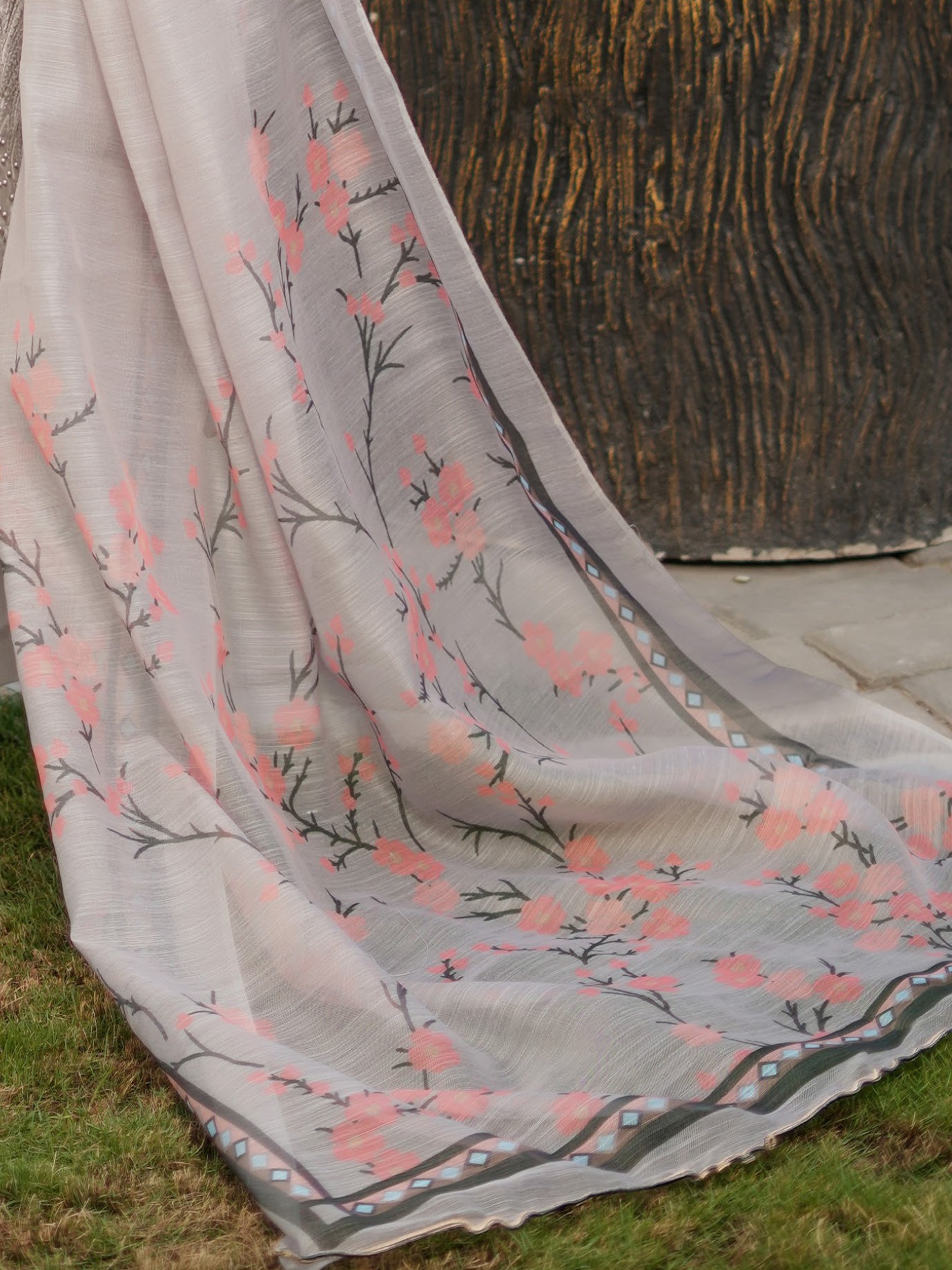 Munira Embroidered Lawn Suit (MSL-06) - Grey