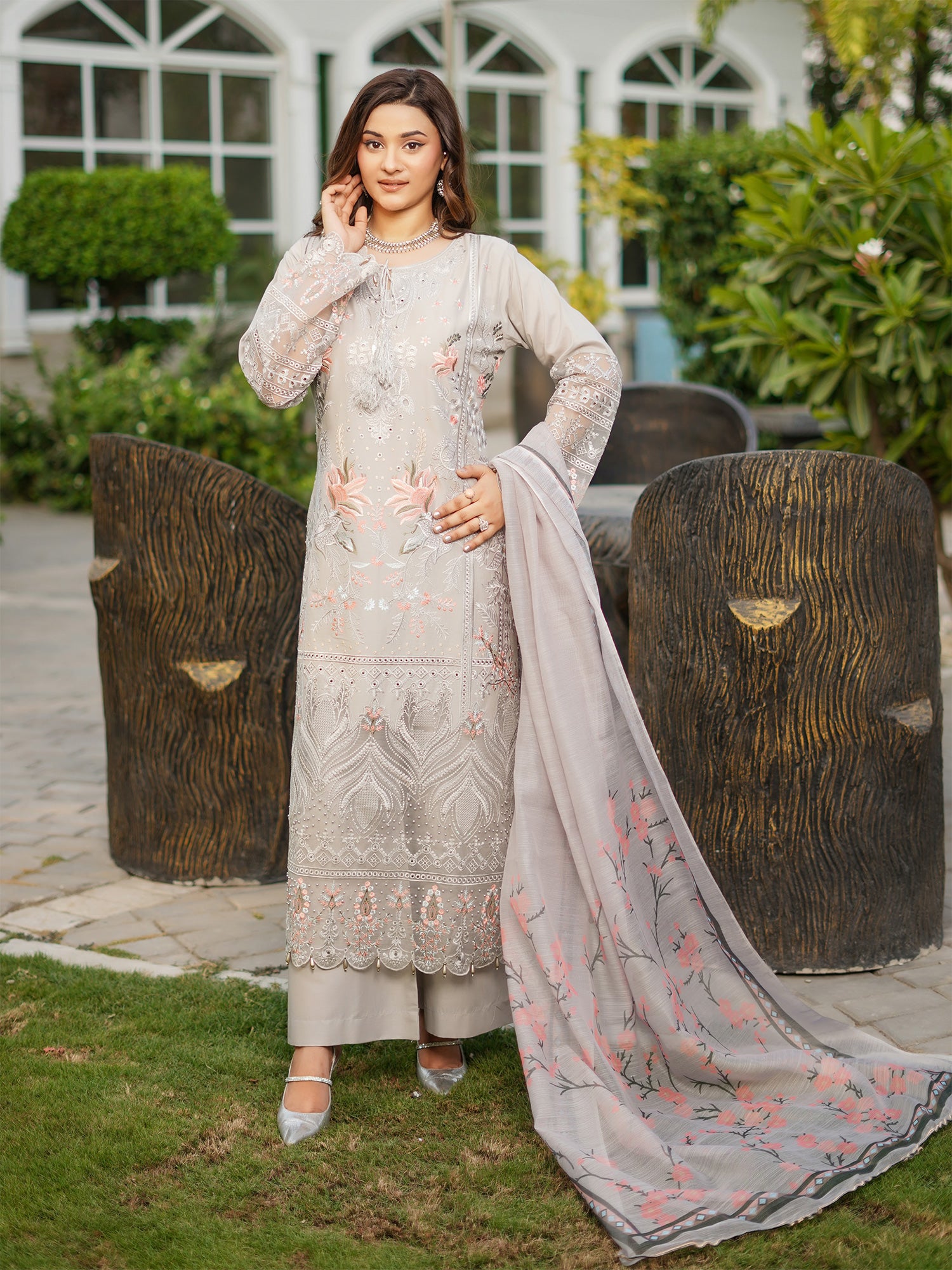 Munira Embroidered Lawn Suit (MSL-06) - Grey