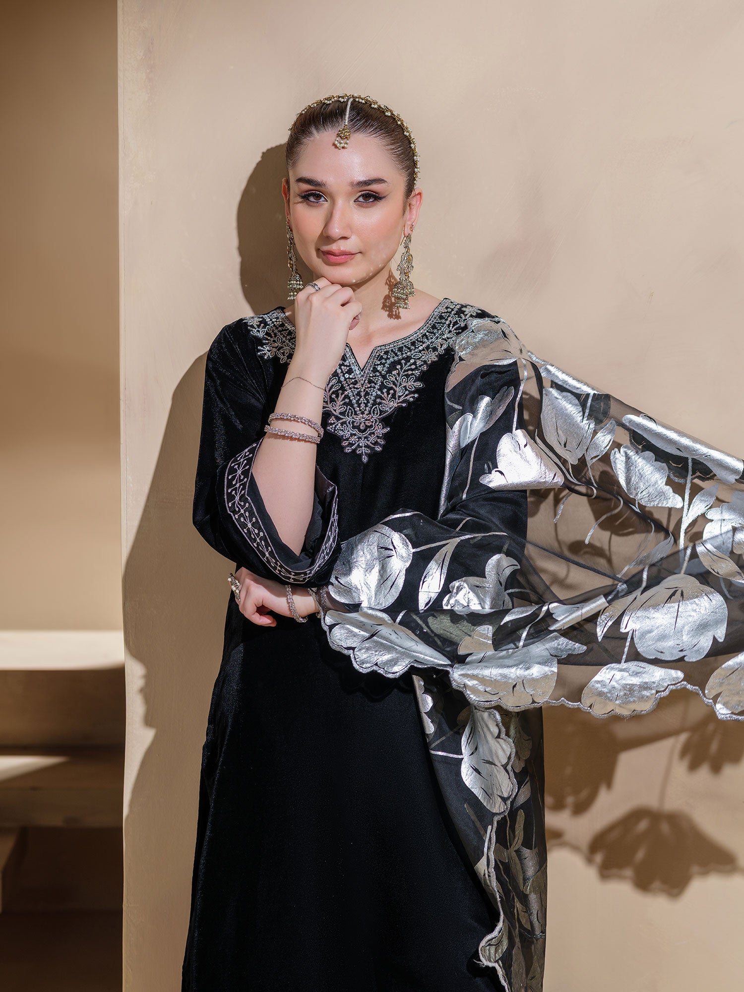 Heera's Premium Velvet 3-Piece Suit - Black Stella Velvet