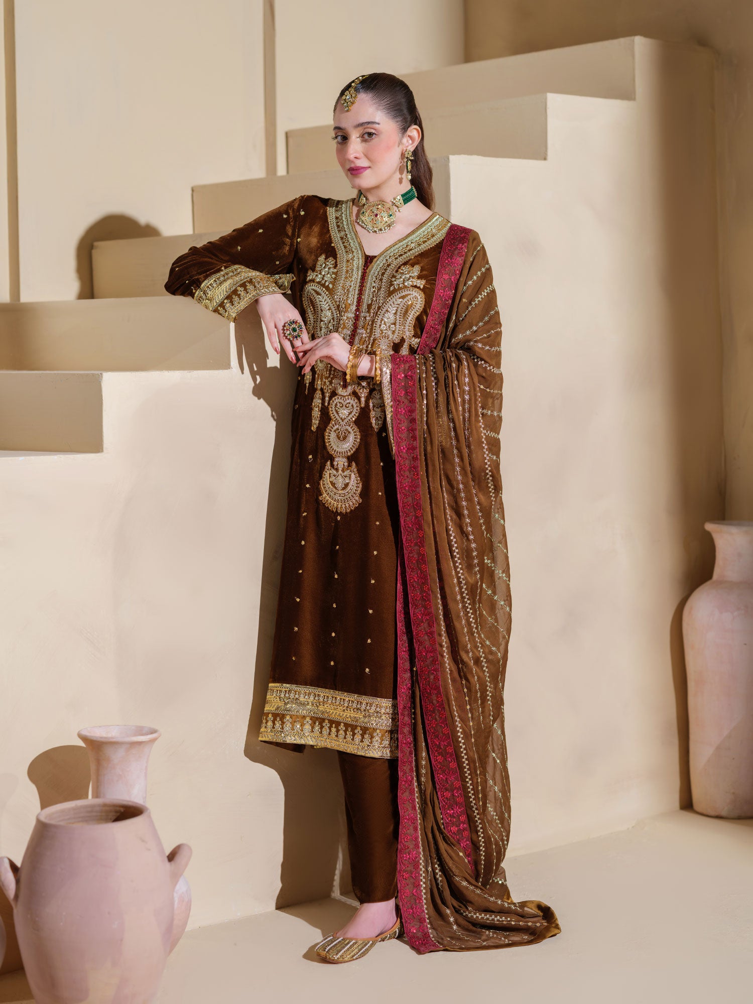 Heera's Premium Velvet 3-Piece Suit - Bronzo Reale Velvet – MOMINA