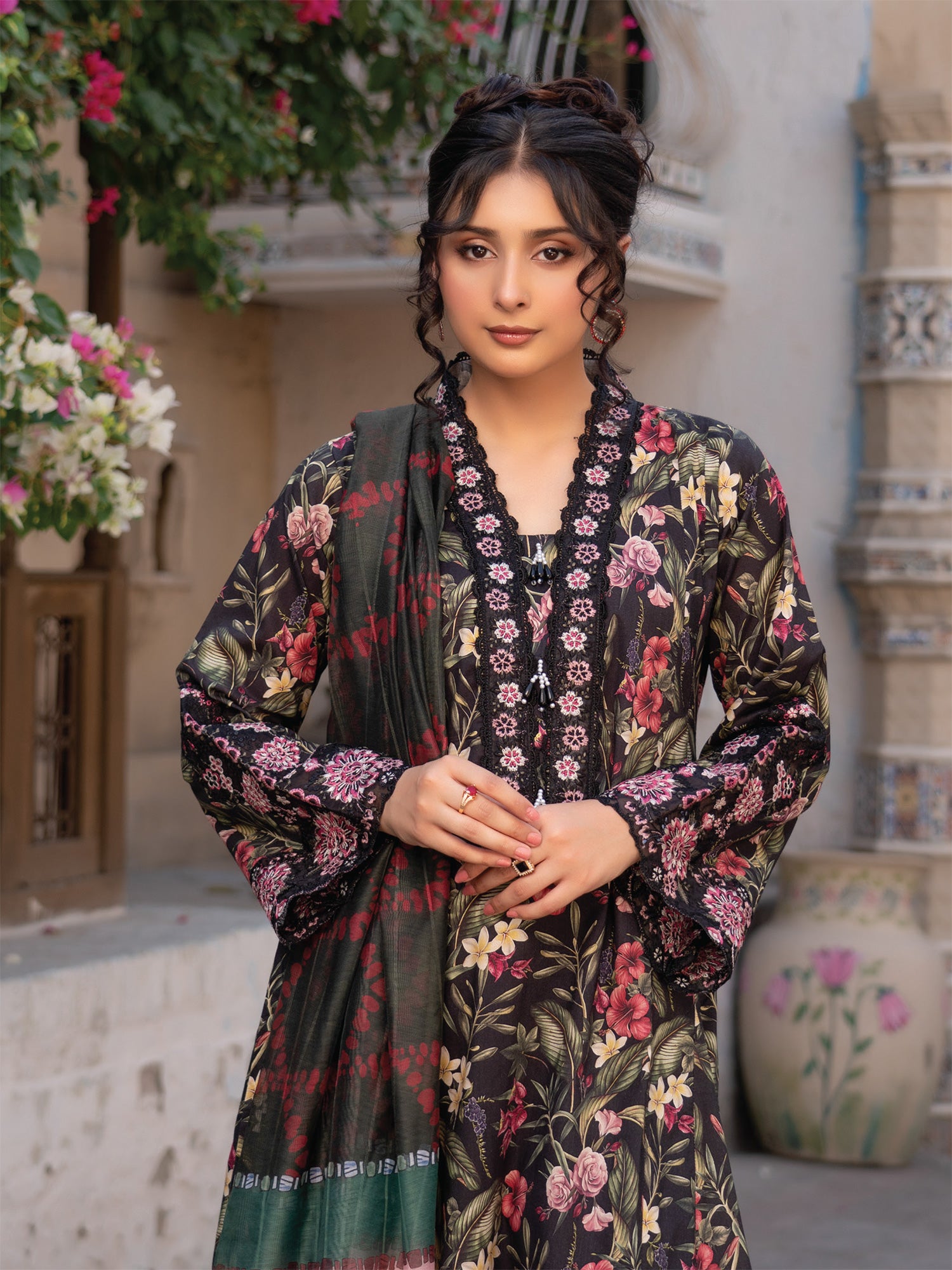 Munira Kinzzay Lawn Frock Suit (MSL-01) - Black