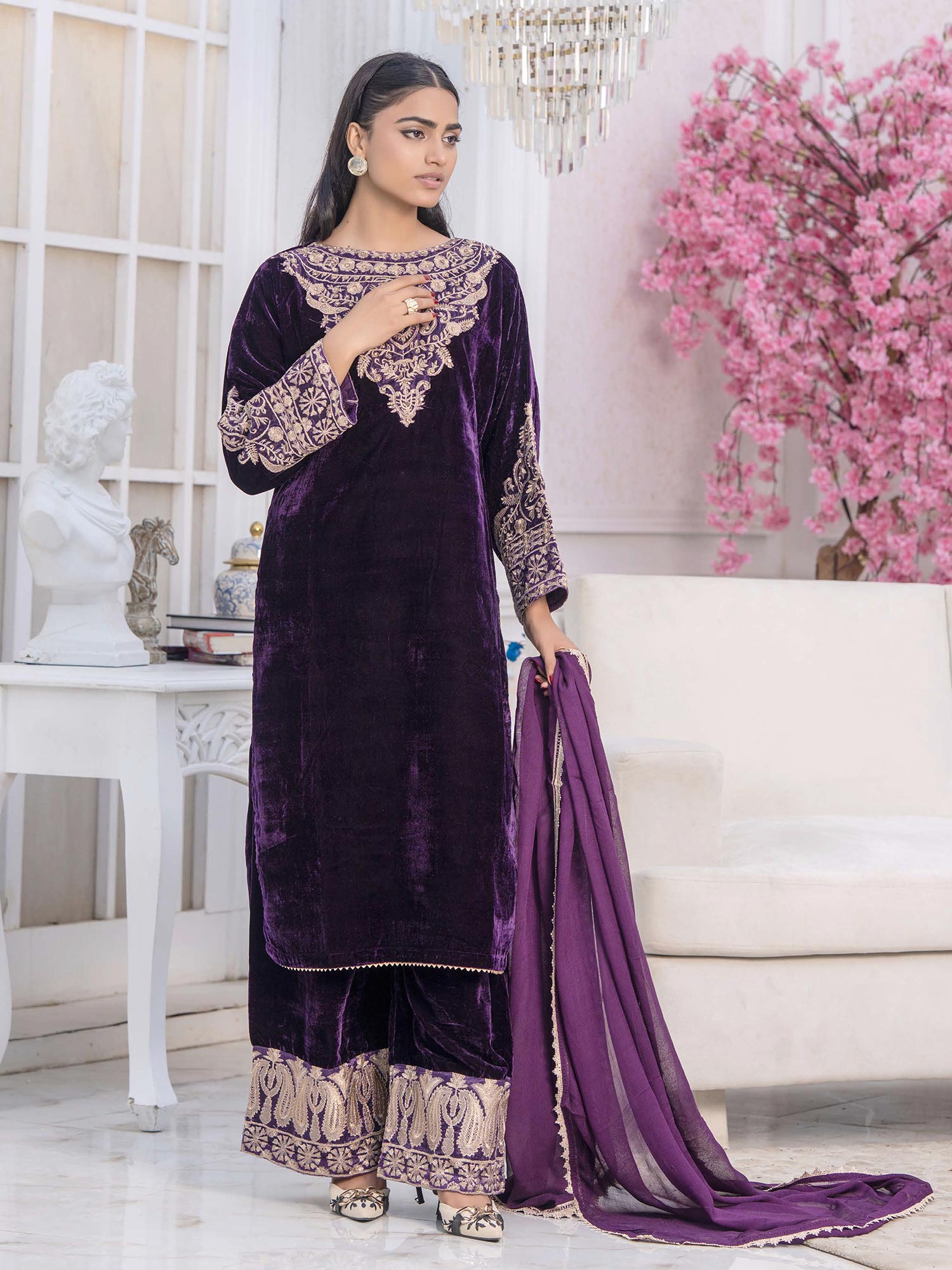 Rangz "Filhaal" Velvet Embroidered 3-Piece Suit - Purple