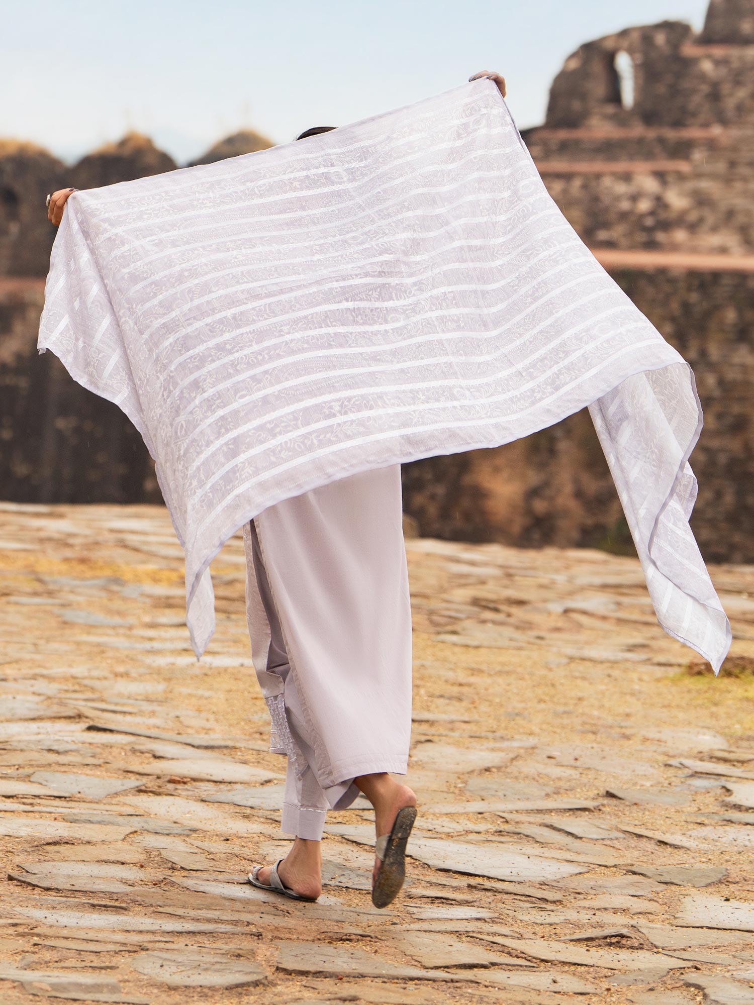 Casual Lite "Sky Stories" Summer Festive Suit - Lilac Bloom