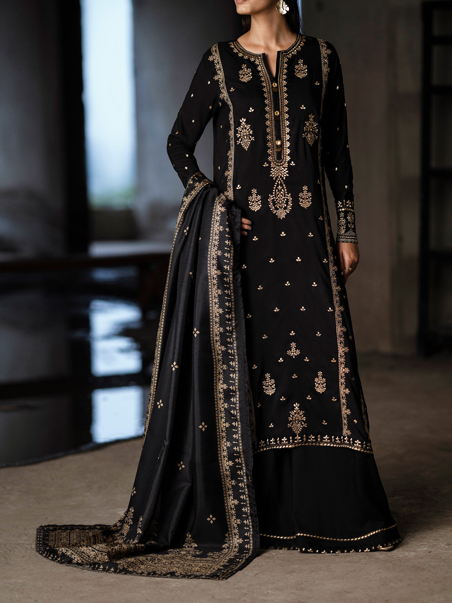 Casual Lite "Sham Vol II" Embroidered Silk-Viscose Suit - Celestial Night