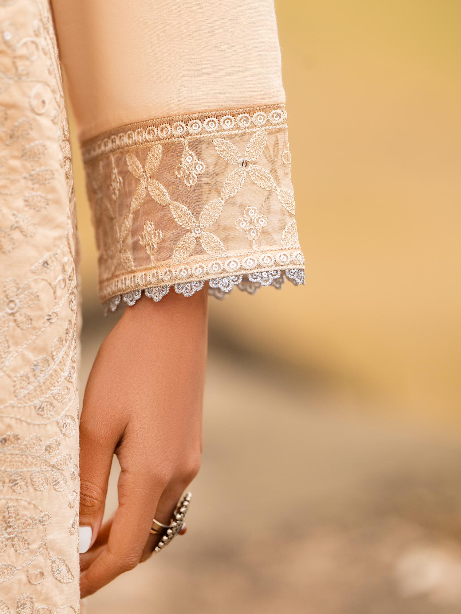 Casual Lite "Sky Stories" Summer Festive Suit - Beige Bloom