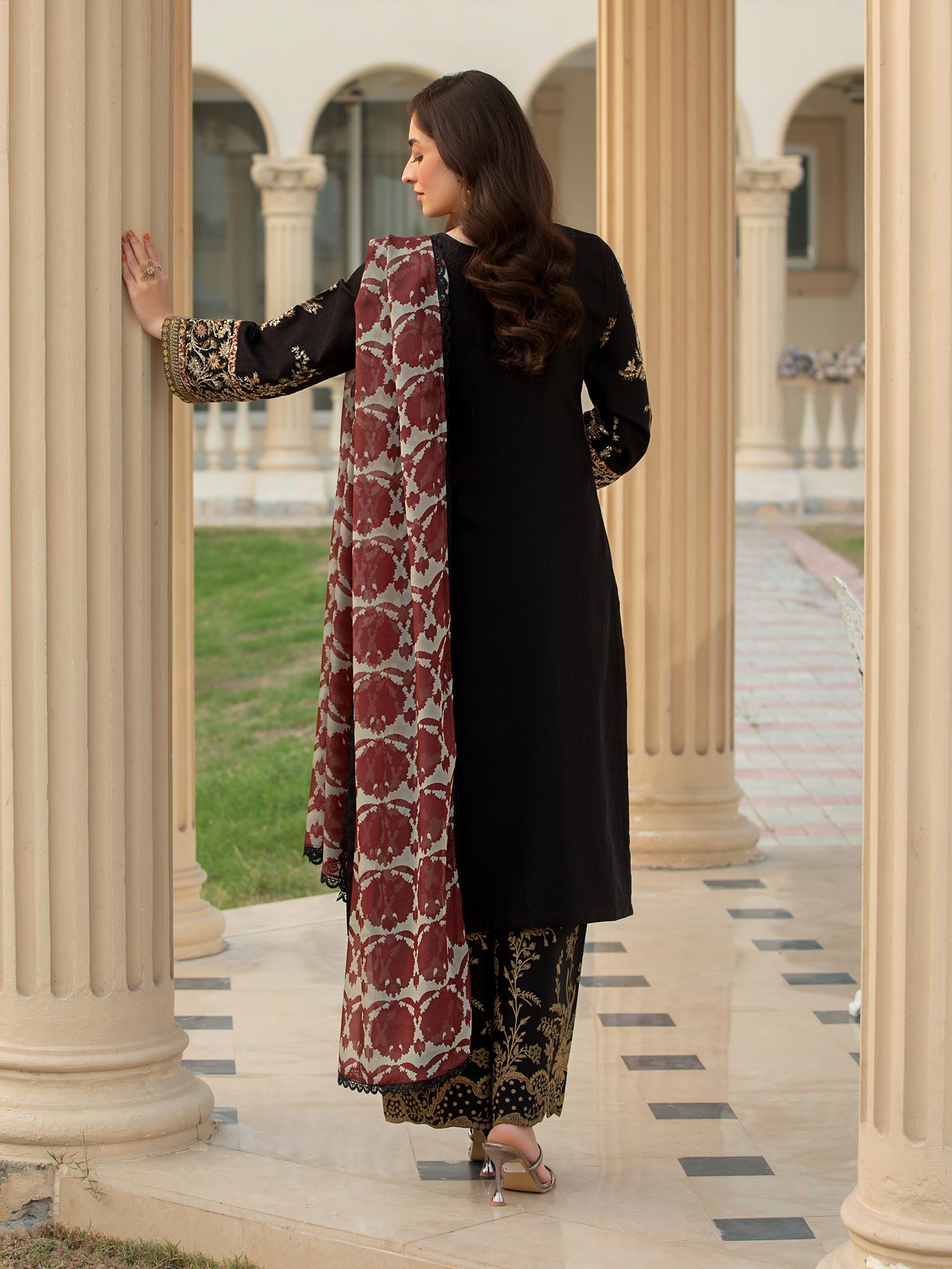 Heera's Black Embroidered Cambric Cotton 3-Piece Suit