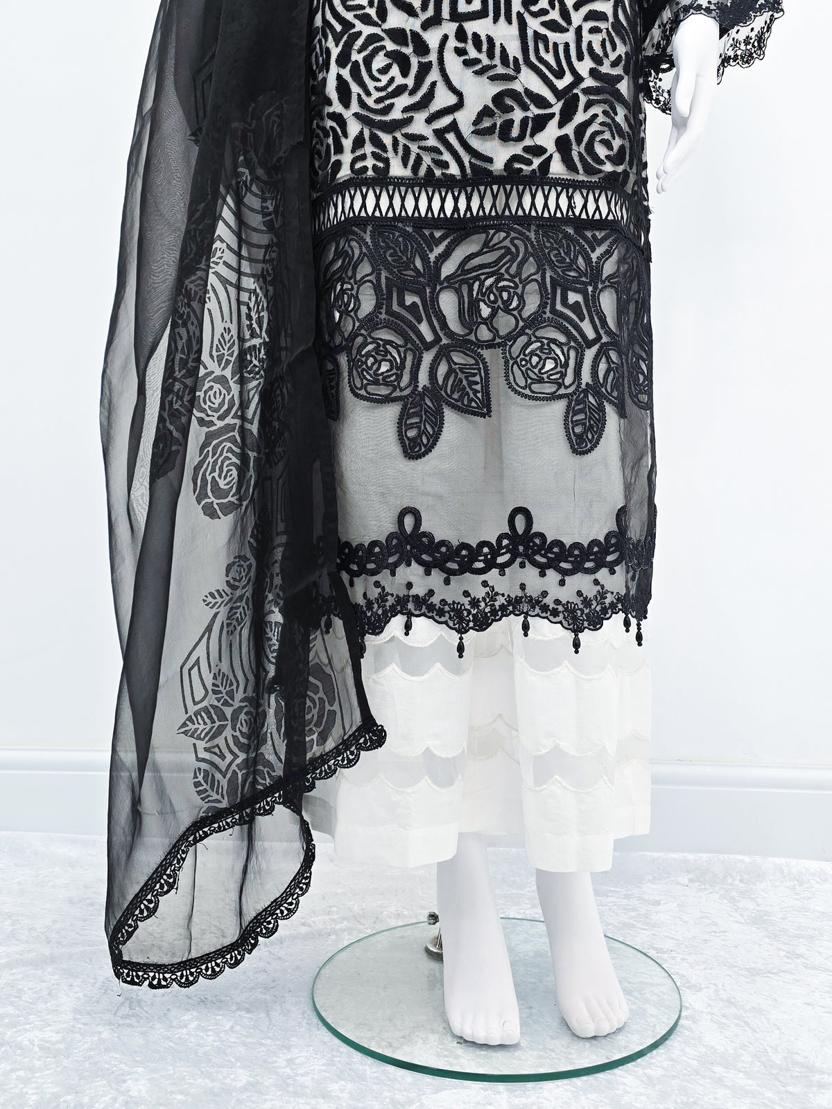Mini Net Suit Black & White Embroidered Soft Net Suit with Palazzo – MOMINA ...
