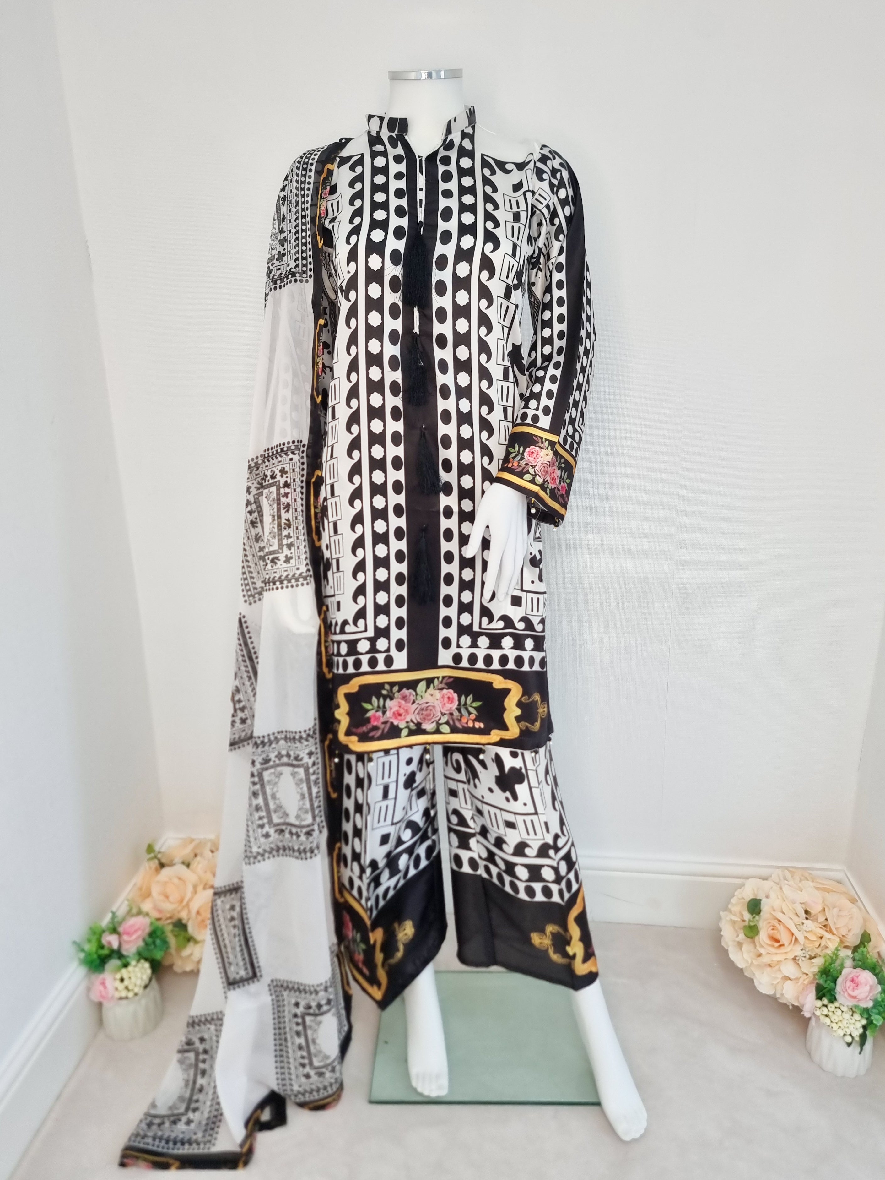 White & Black Full Silk 3-Piece Suit