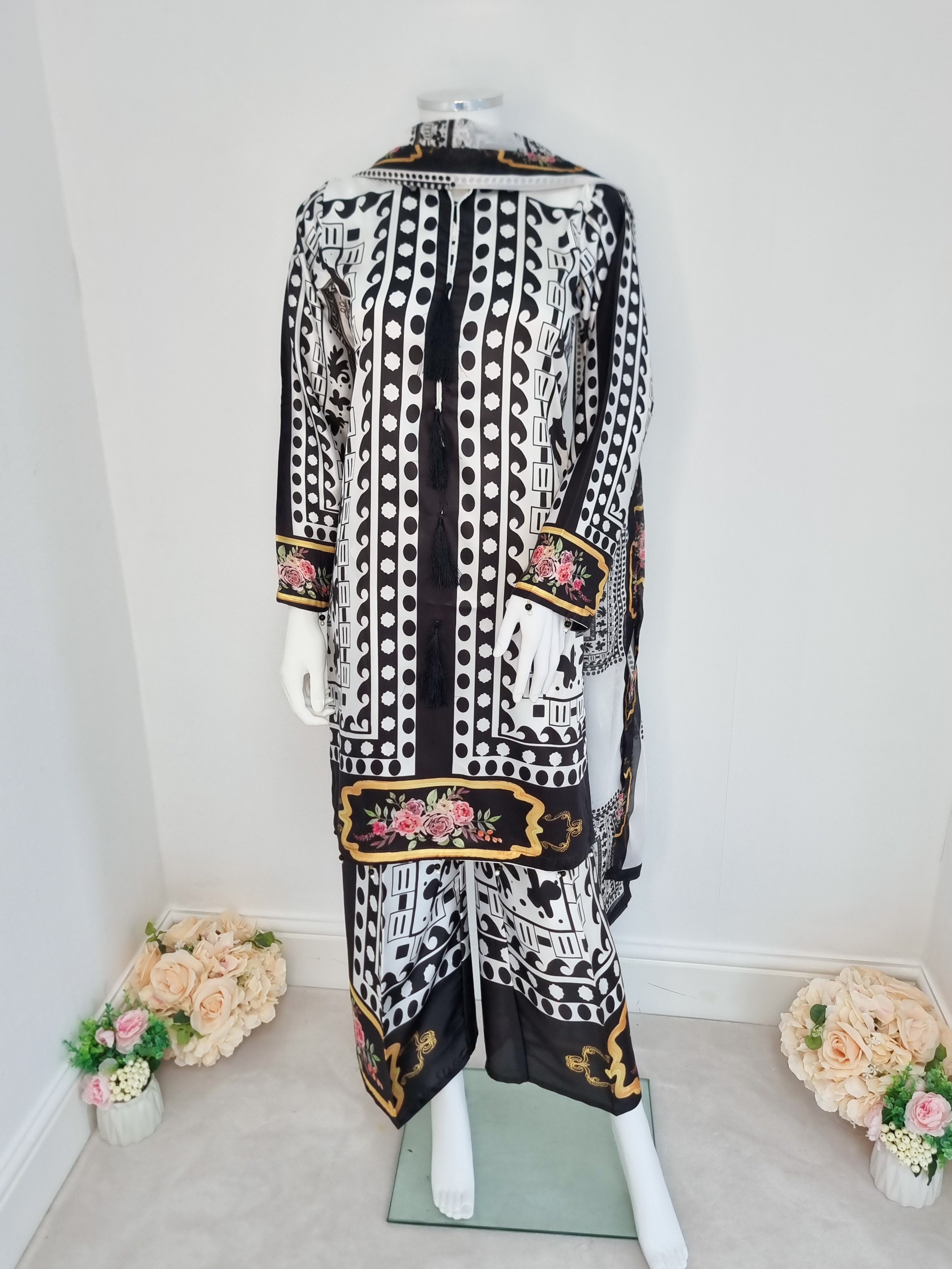 White & Black Full Silk 3-Piece Suit