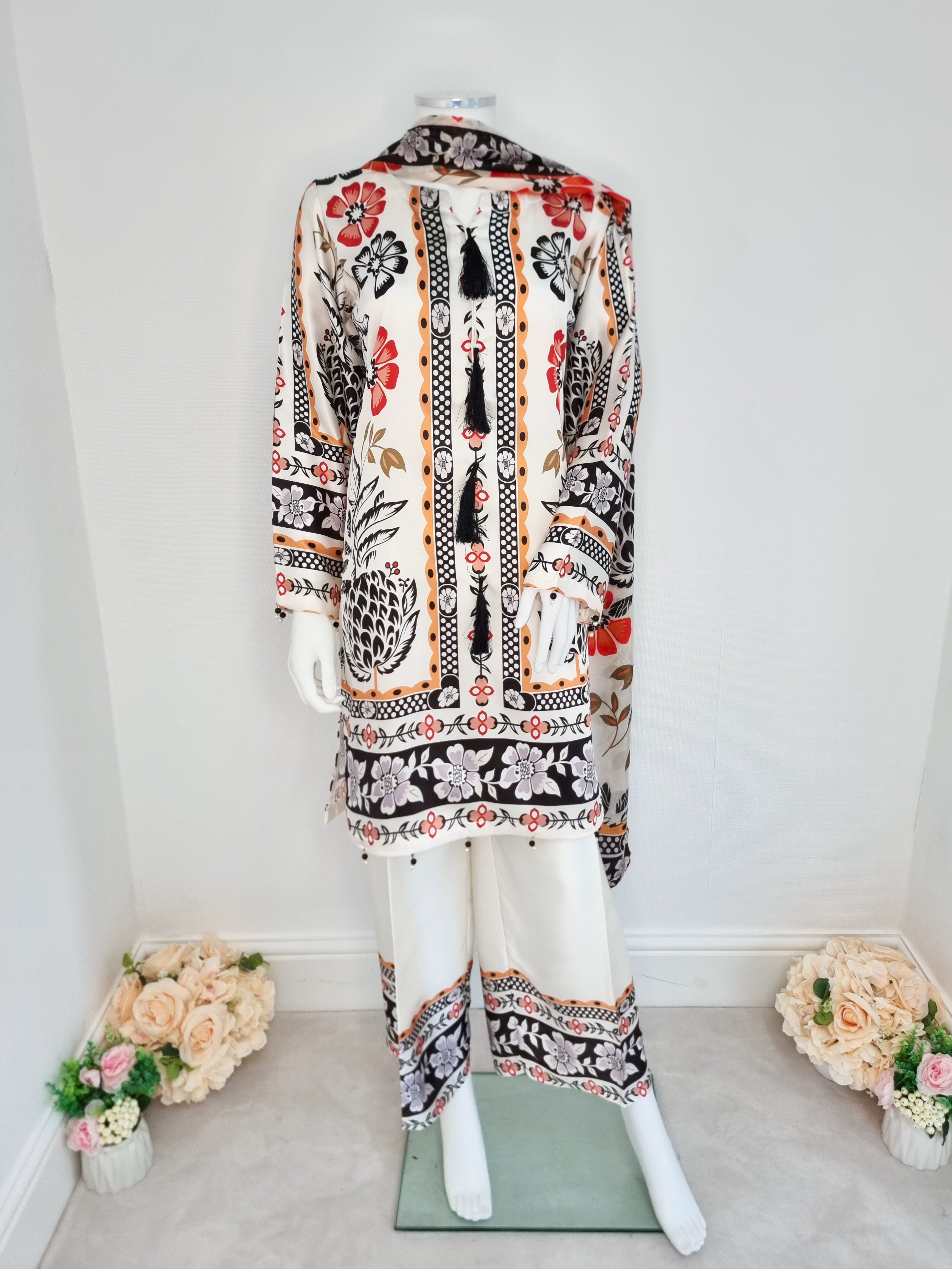 Off-White Full Silk 3-Piece Suit