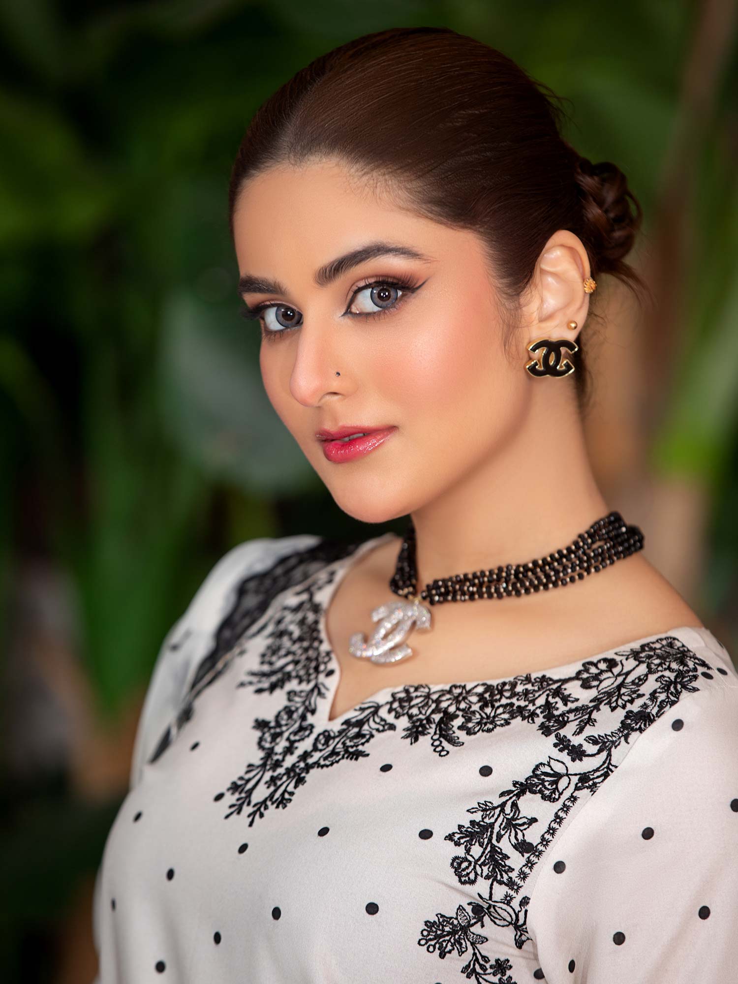 Heera's White & Black Embroidered Winter Linen Suit