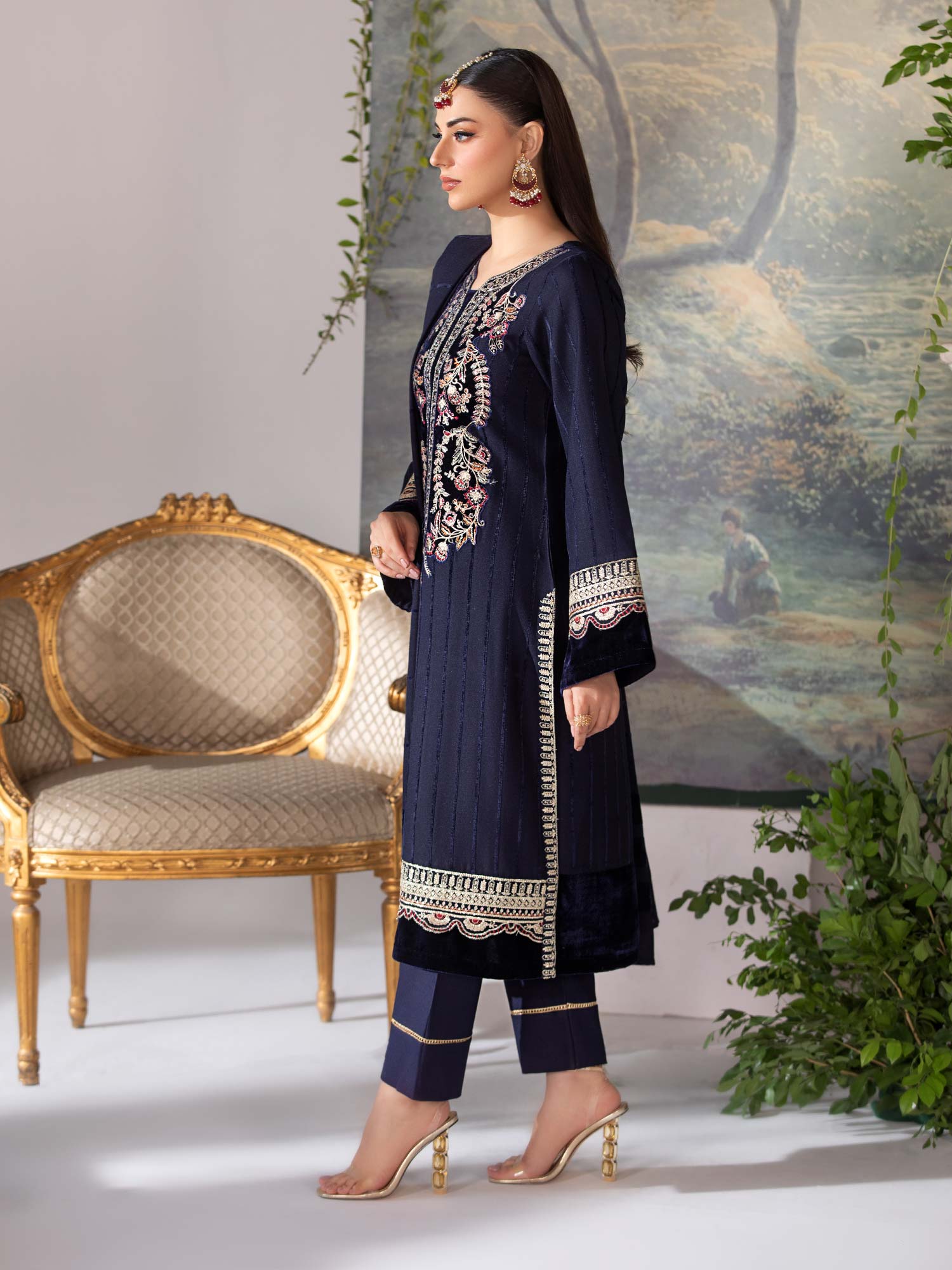 Heera's Navy Linen & Velvet Suit with Pashmina Shawl