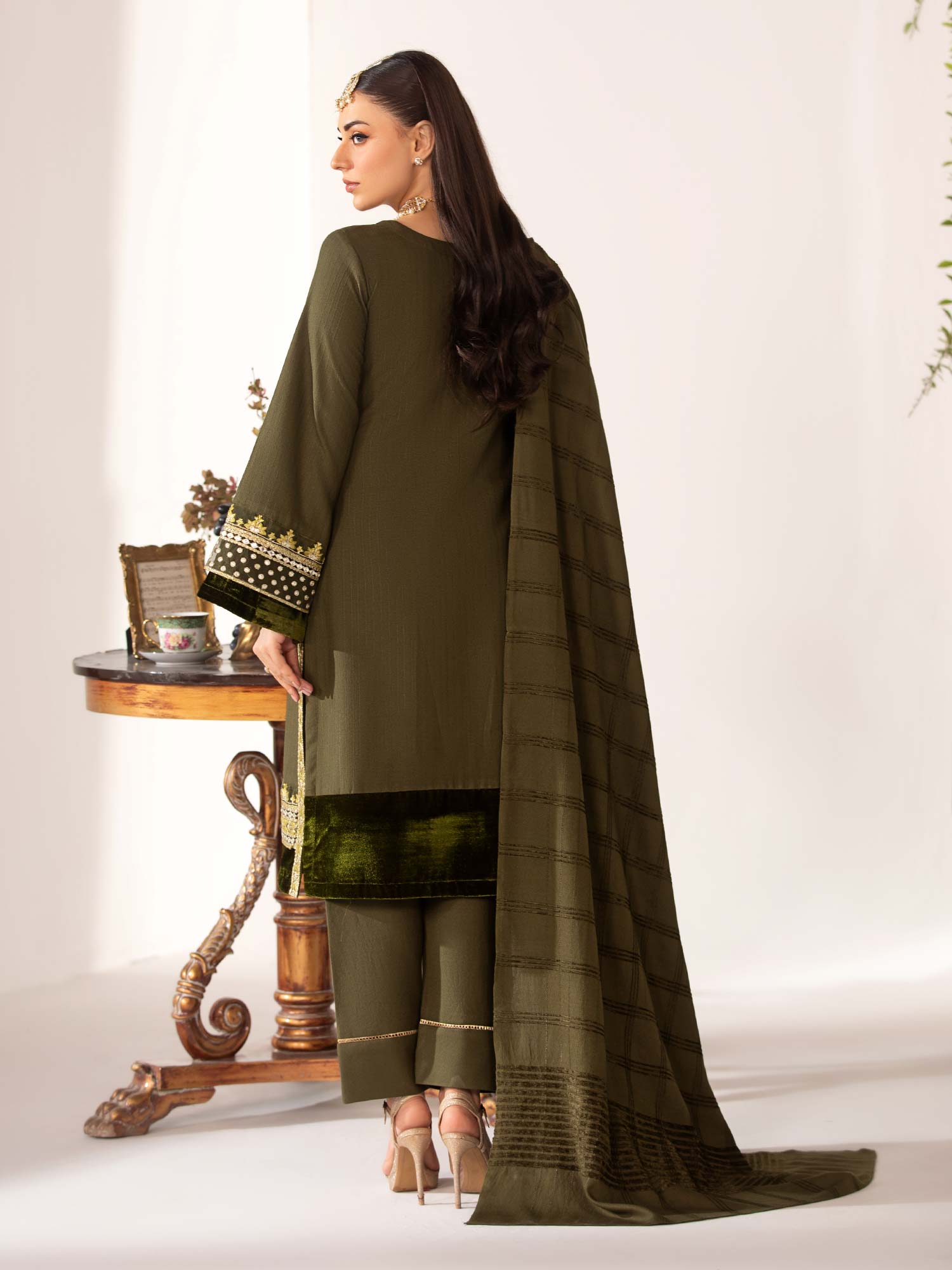 Heera's Olive Linen & Velvet Suit with Pashmina Shawl