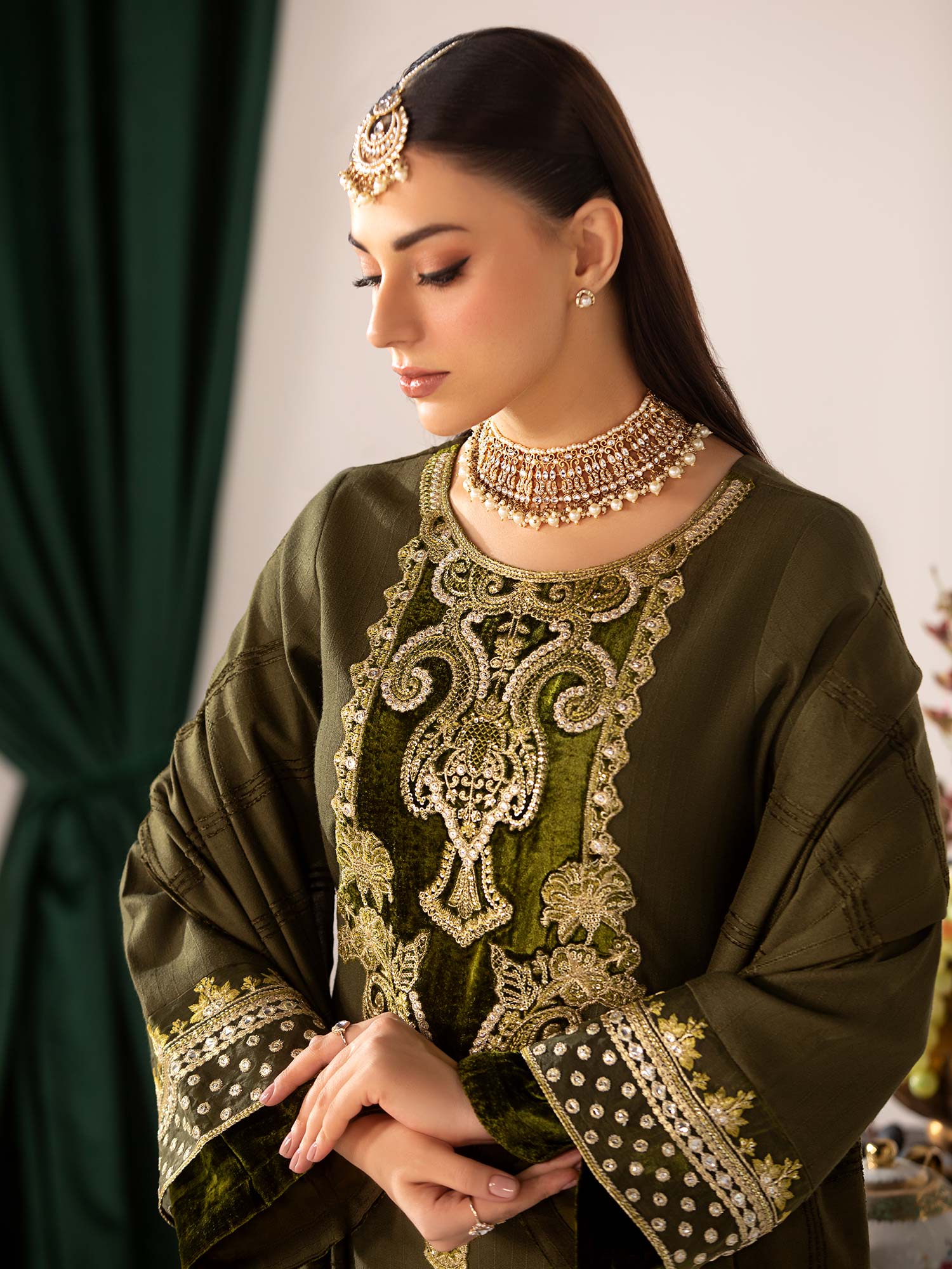 Heera's Olive Linen & Velvet Suit with Pashmina Shawl