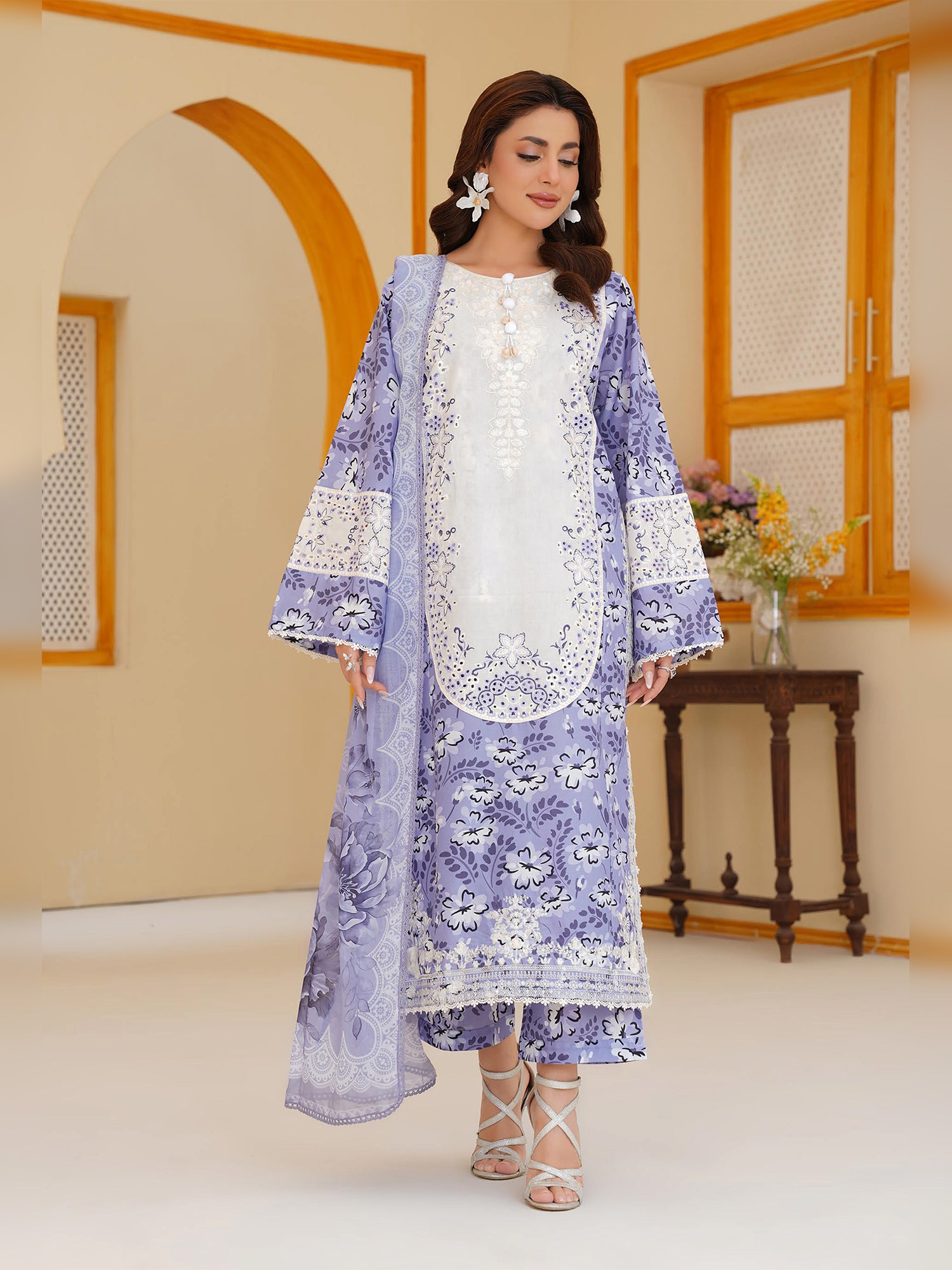 Lilac Embroidered Cotton-Lawn 3-Piece Suit (MD01-A)