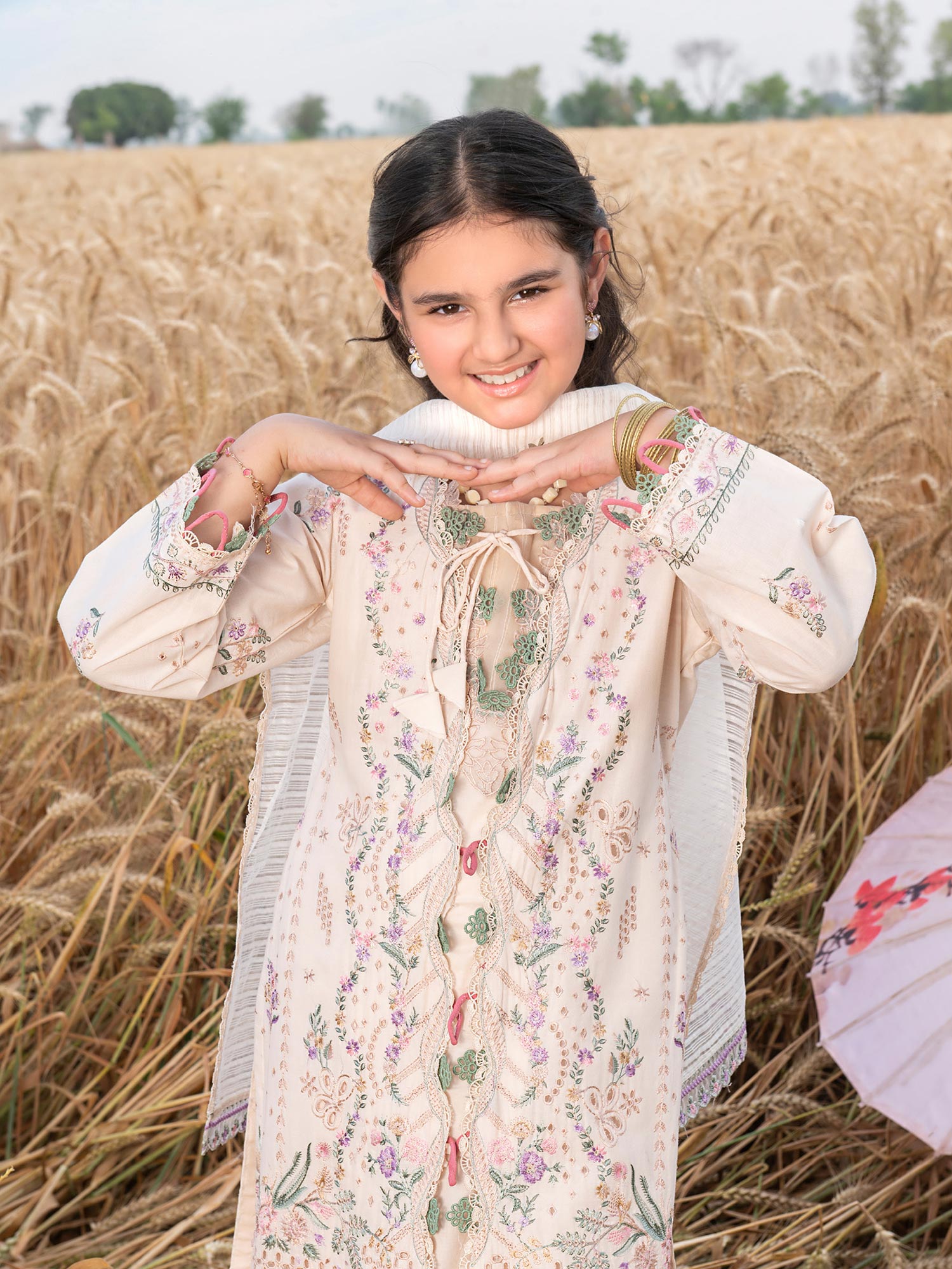 Ally's Kids Off-White Embroidered Chikankari Suit (AL-1041)